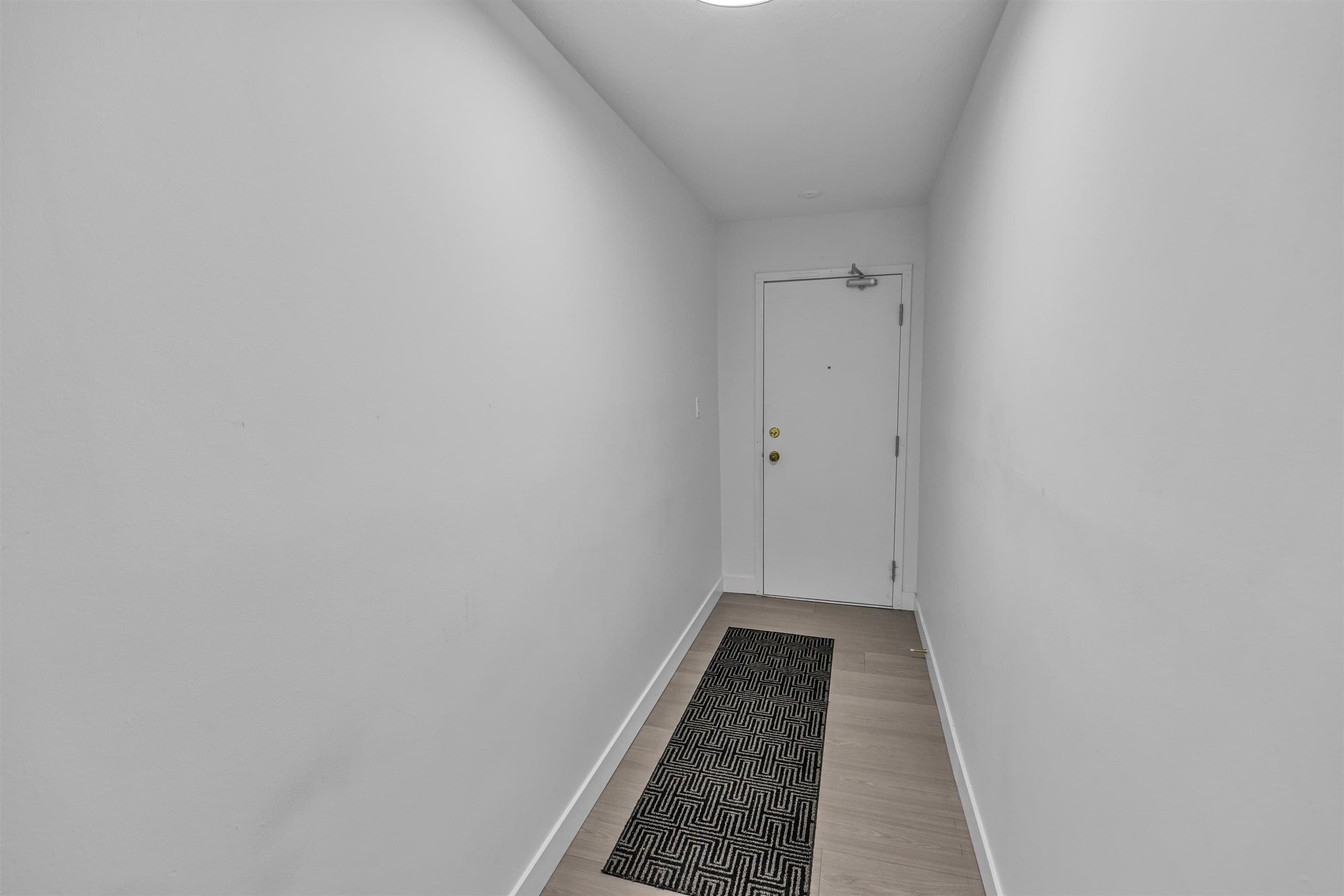 102 - 33850 Fern Street, Abbotsford, V2S 6C3 — photo 5