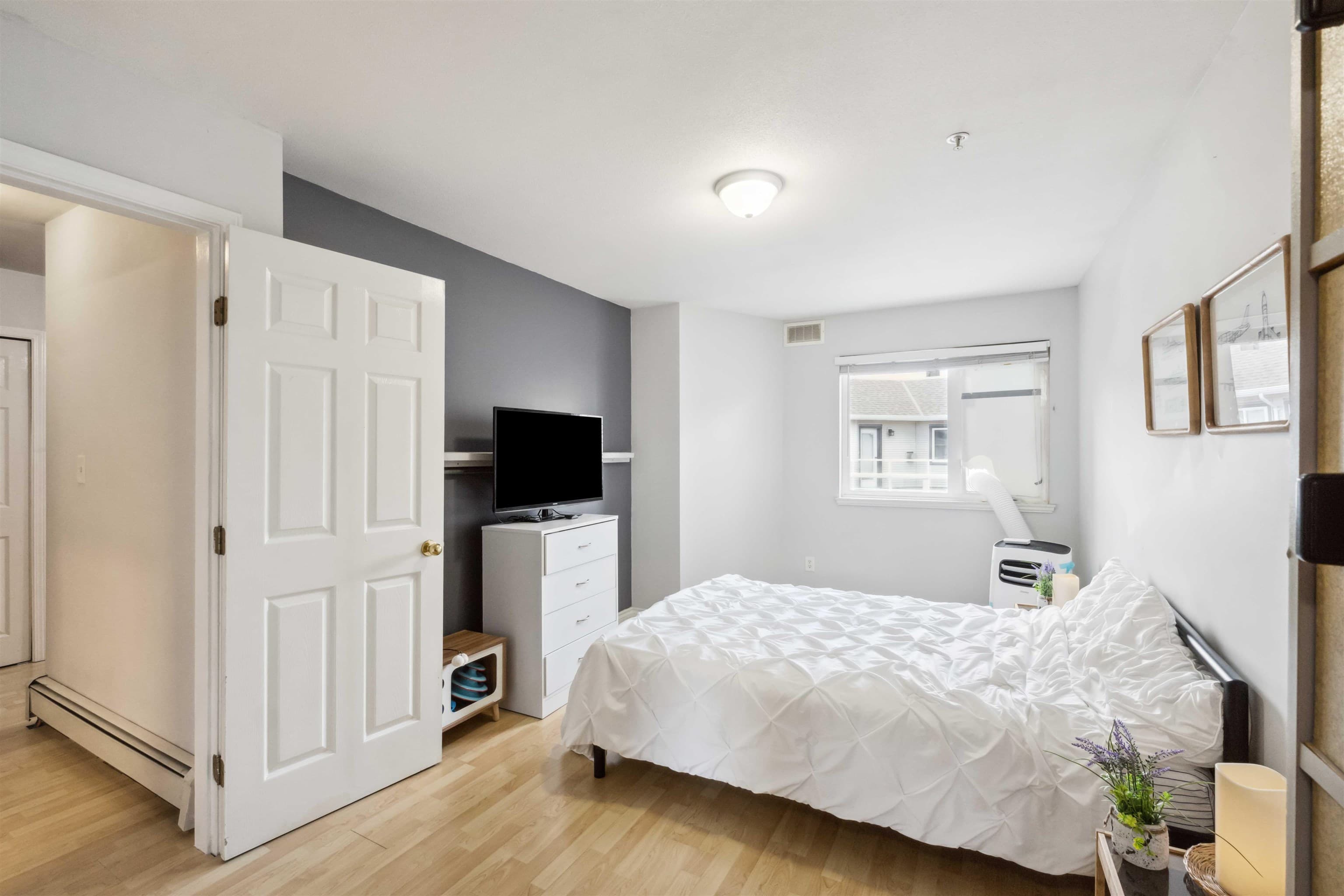 402 - 8142 120a Street, Surrey, V3W 0N1 — photo 3