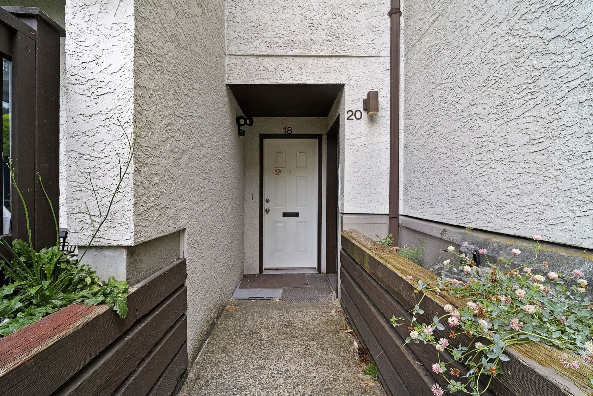 18 - 385 Ginger Drive, New Westminster, V3L 5L6 — photo 2