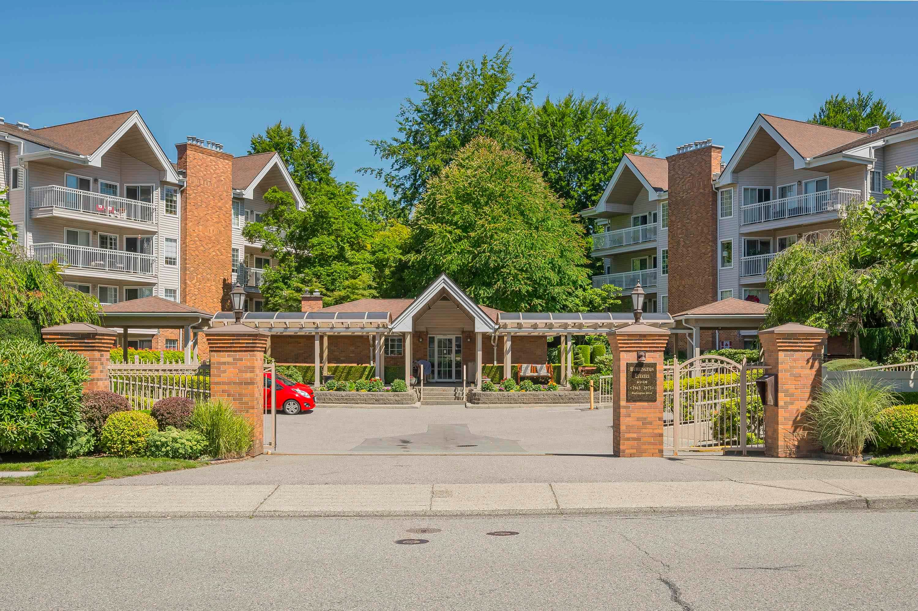 301 - 2963 Burlington Drive, Coquitlam, V3B 6X1 — photo 2
