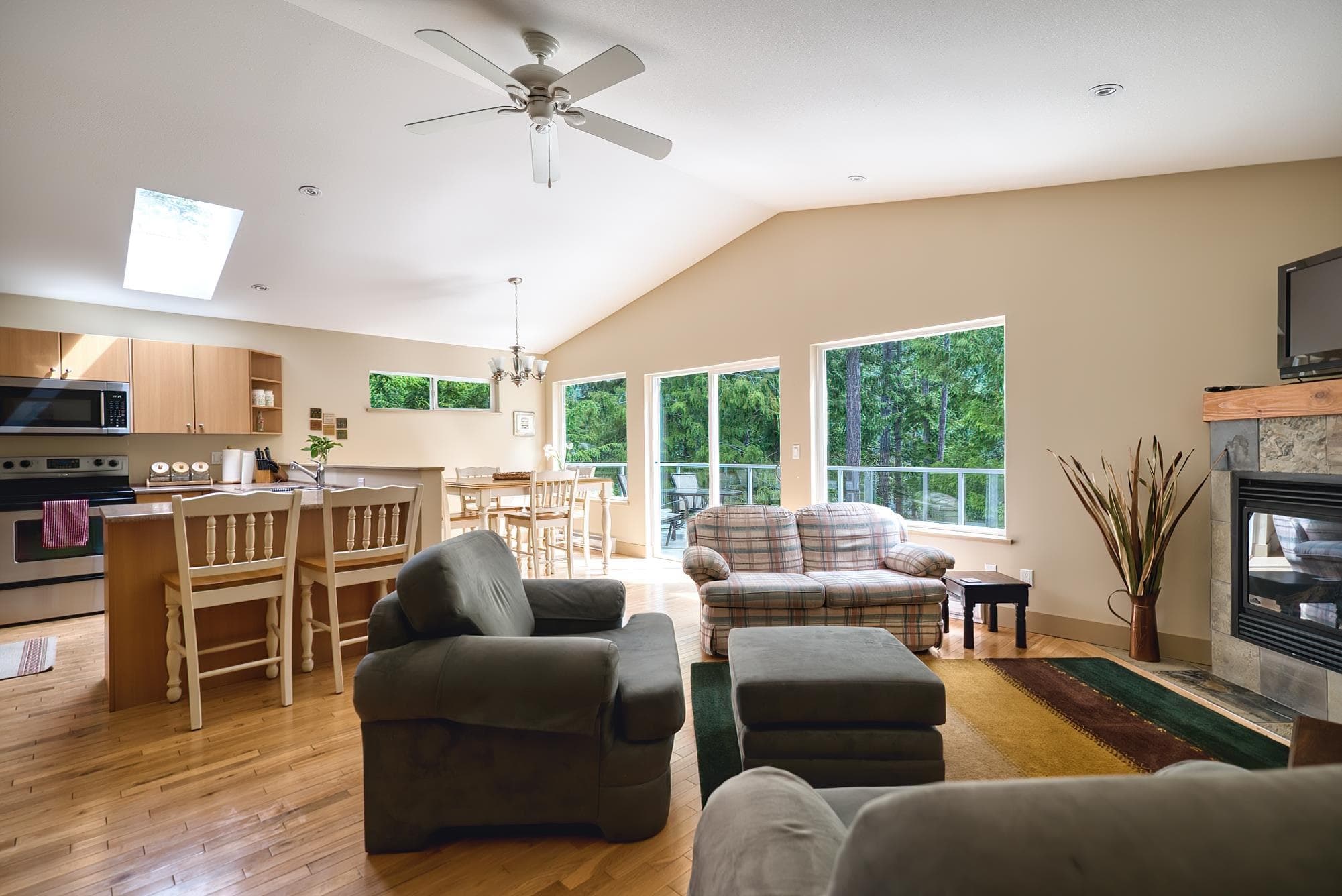 14 - 12710 Lagoon Road, Madeira Park, V0N 2H1 — photo 4