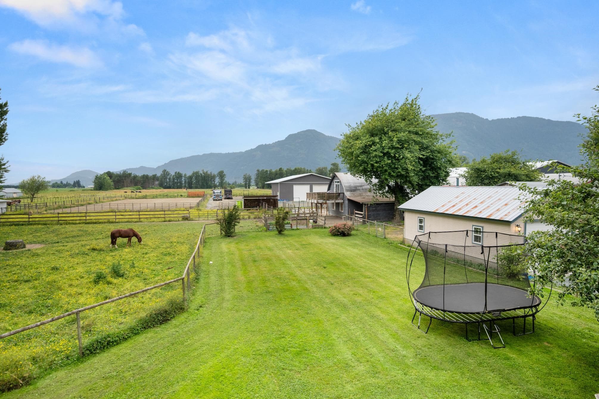 5063 Boundary Road, Abbotsford, V3G 2N4 — photo 2
