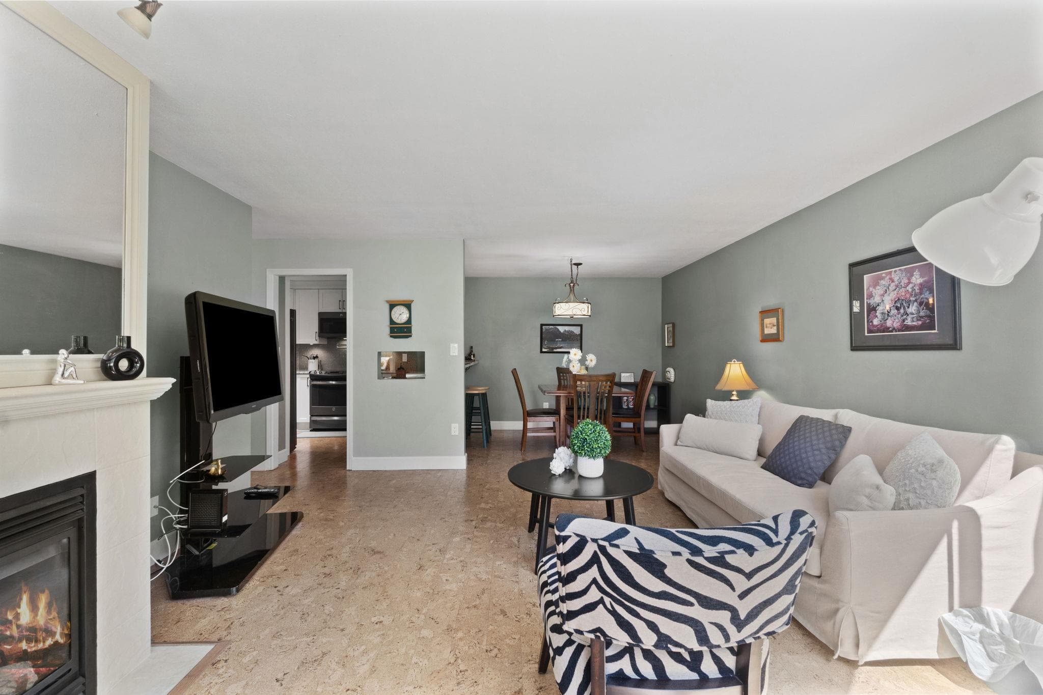 116 - 1150 Quayside Drive, New Westminster, V3M 6E1 — photo 1