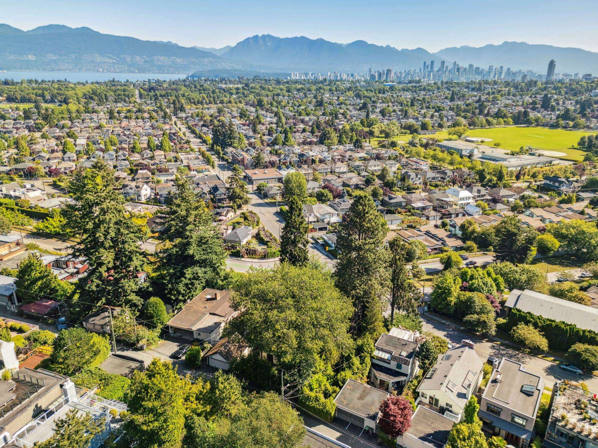2806 W King Edward Avenue, Vancouver