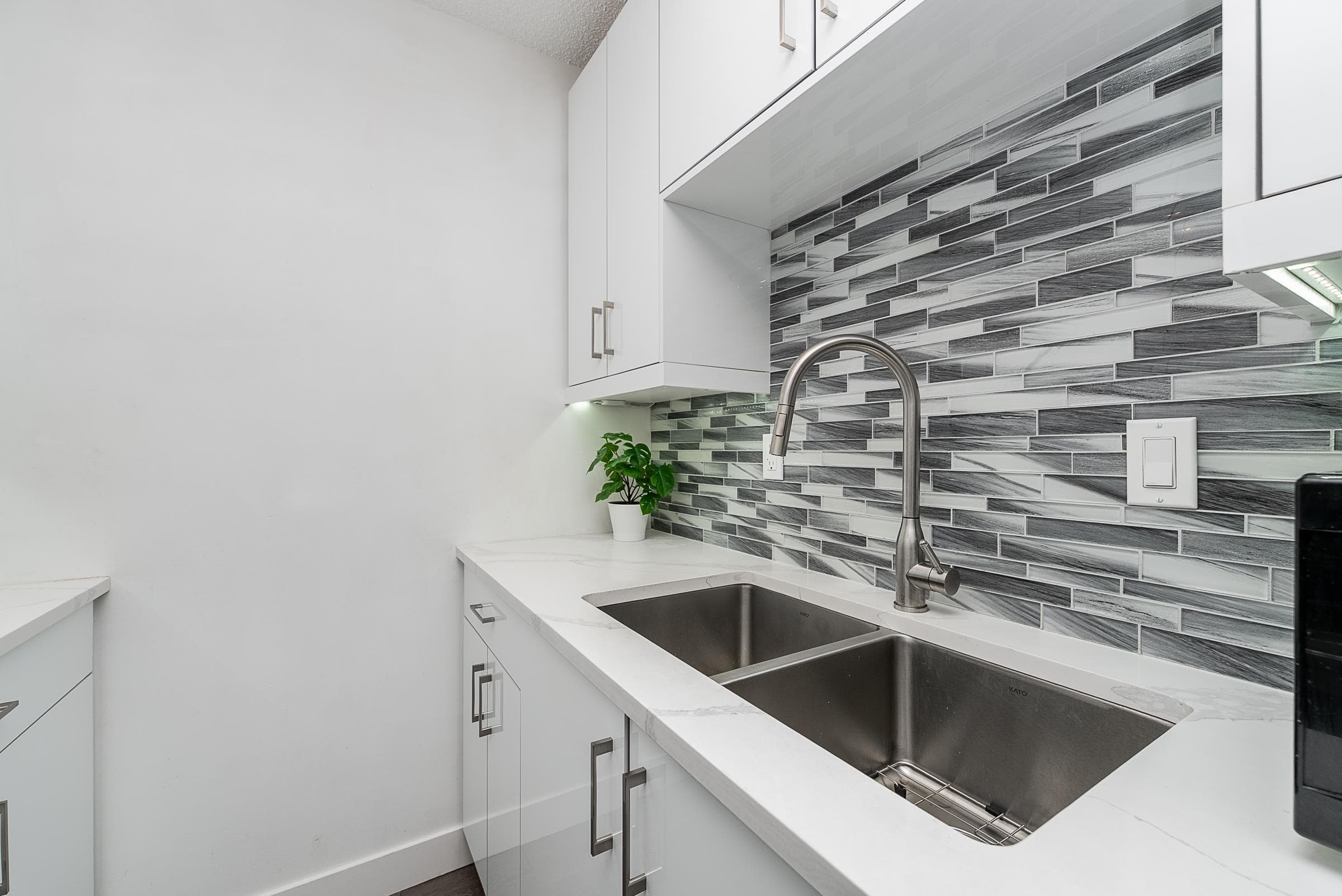 307 - 2055 Suffolk Avenue, Port Coquitlam, V3B 1H4 — photo 5