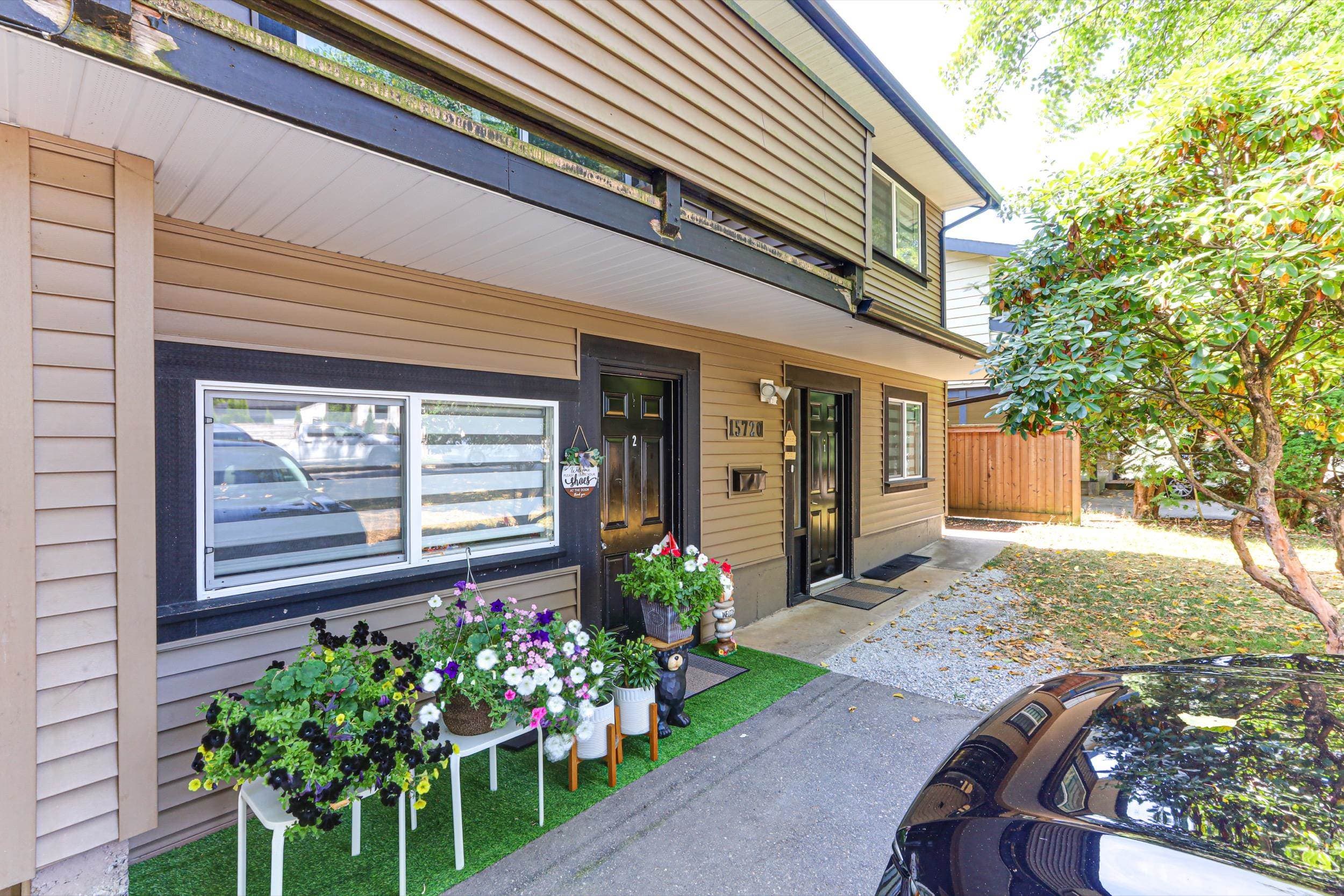 15720 Aster Road, Surrey, V4A 1Y5 — photo 1