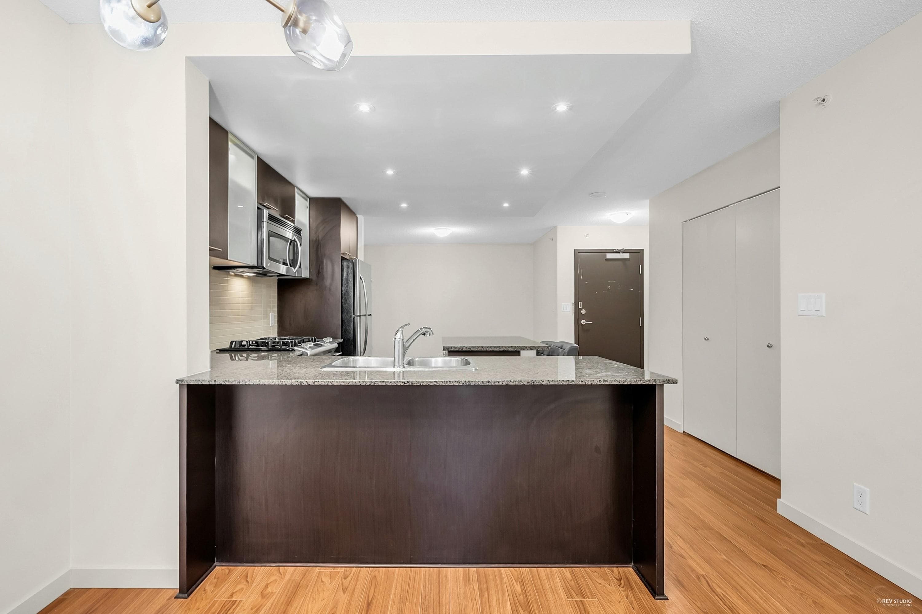 609 - 3111 Corvette Way, Richmond, V6X 4K3 — photo 4