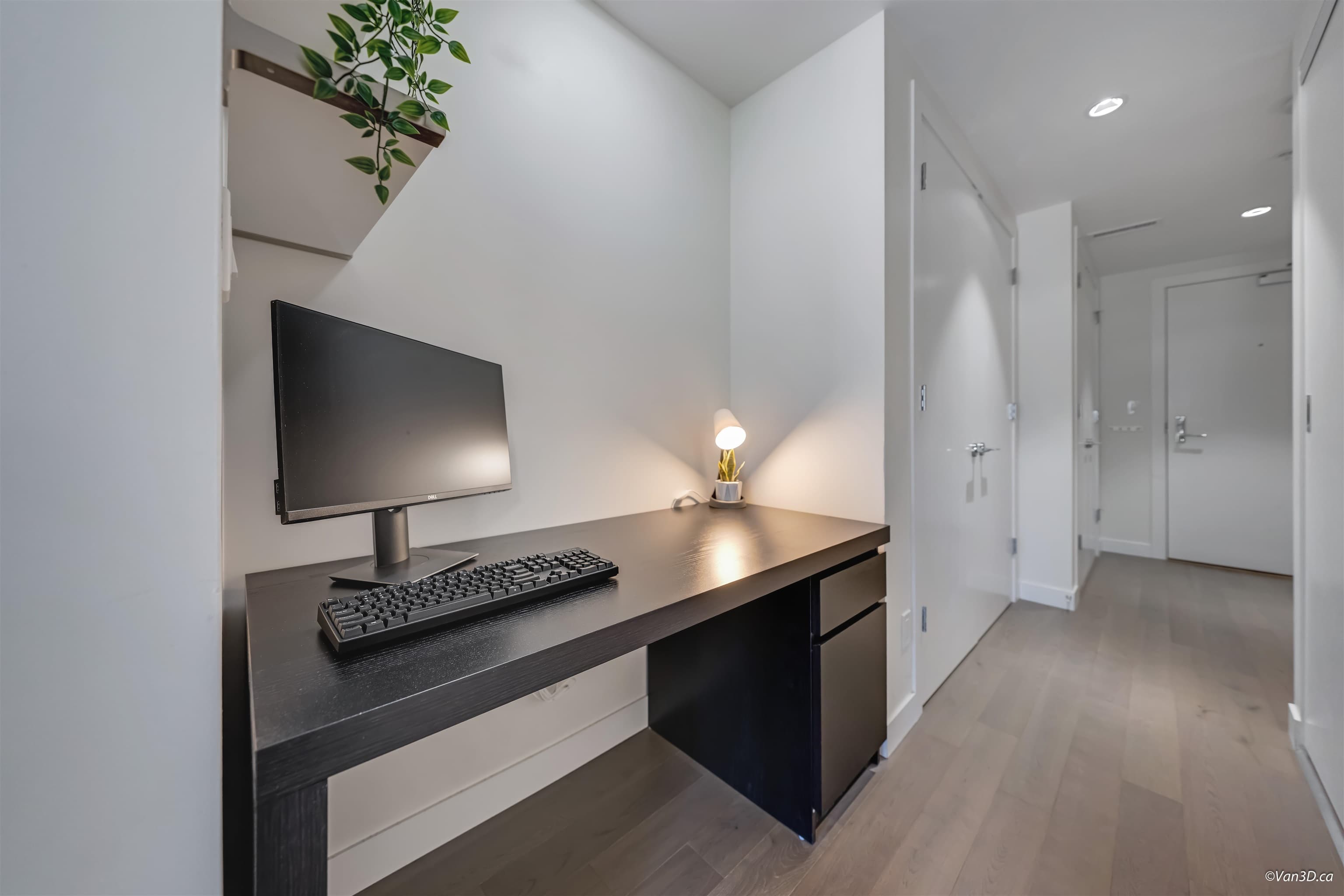 209 - 9060 University Crescent, Burnaby, V5A 0E1 — photo 2