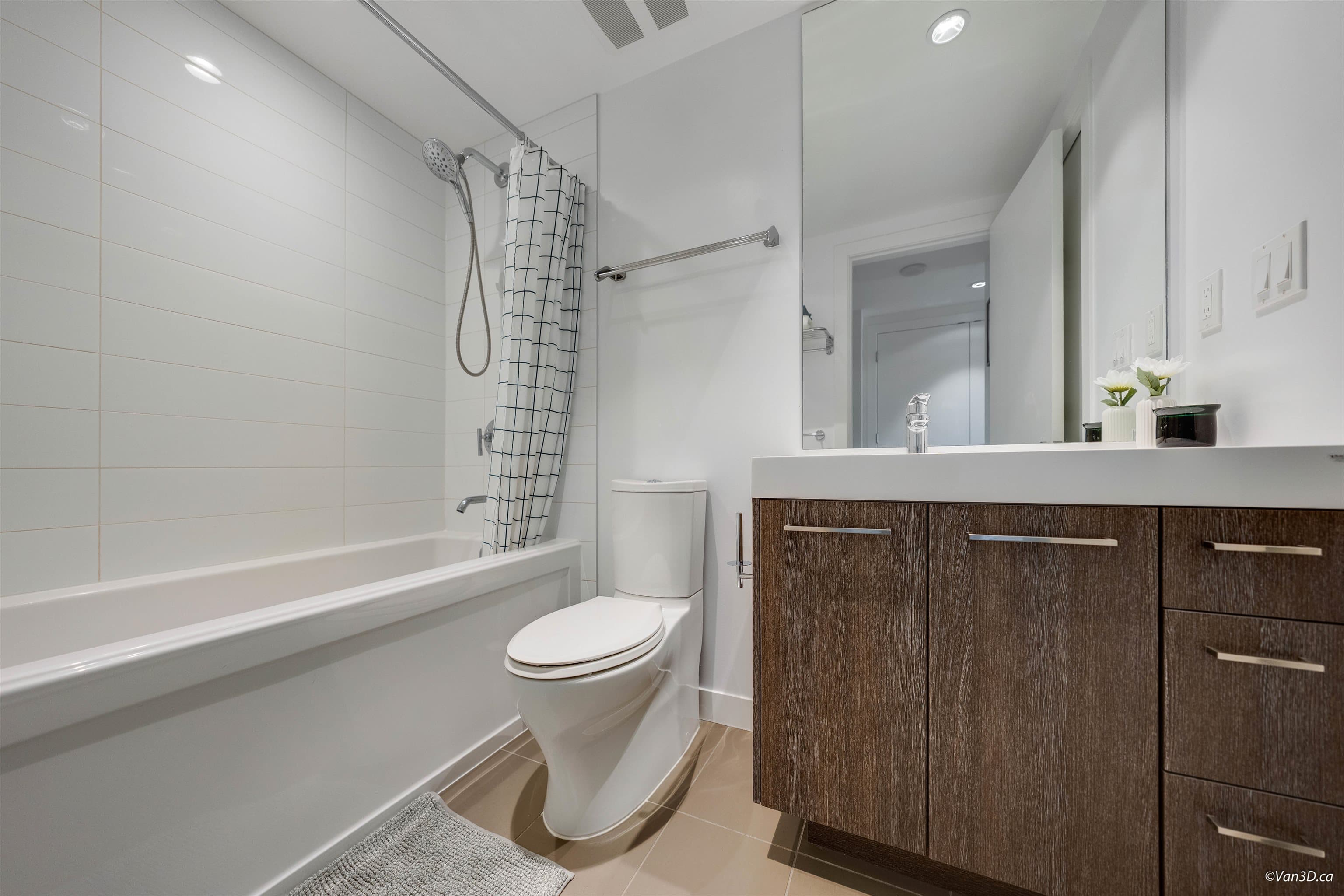 209 - 9060 University Crescent, Burnaby, V5A 0E1 — photo 3