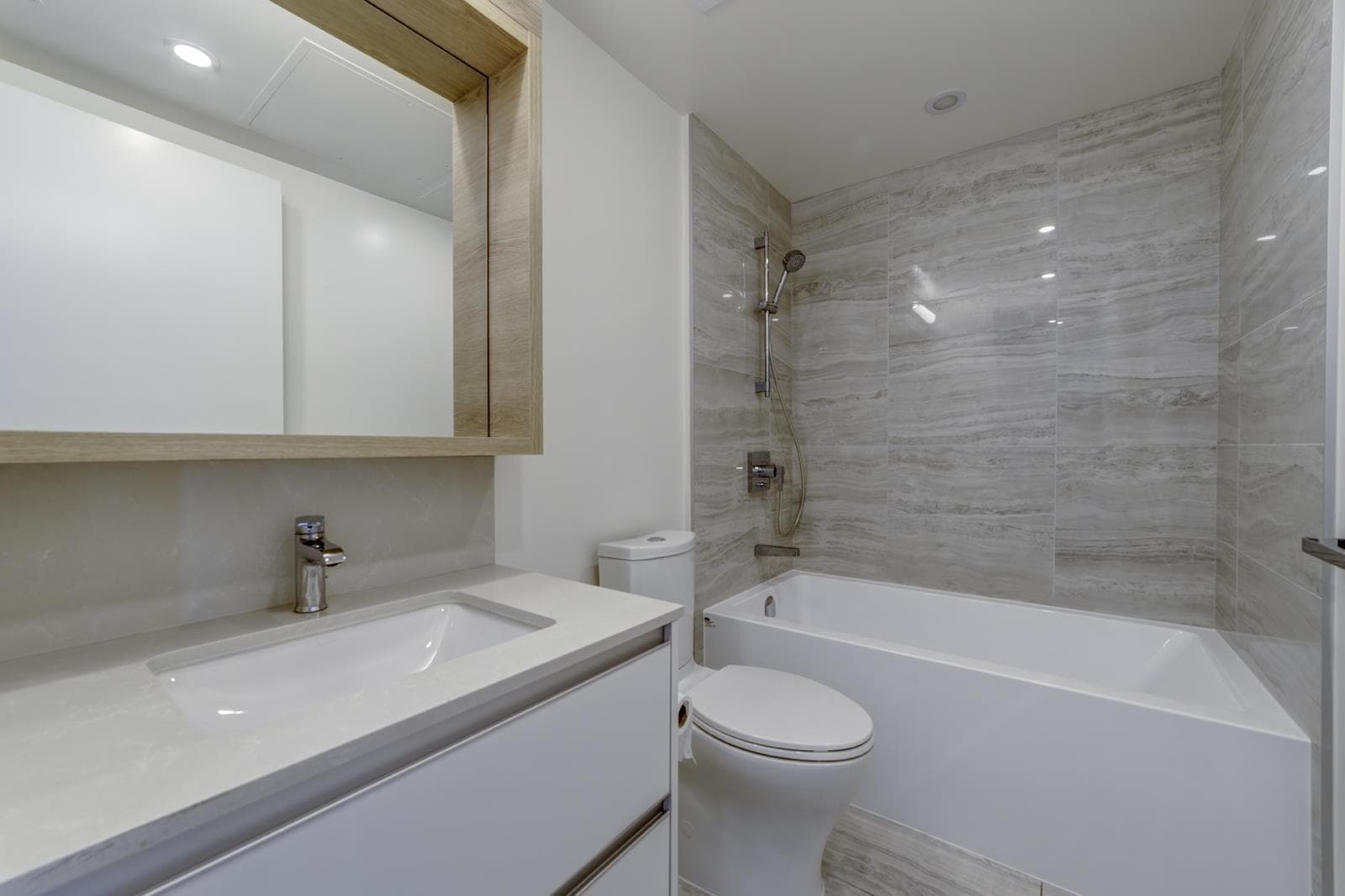 1106 - 6633 Buswell Street, Richmond, V6Y 0M3 — photo 3