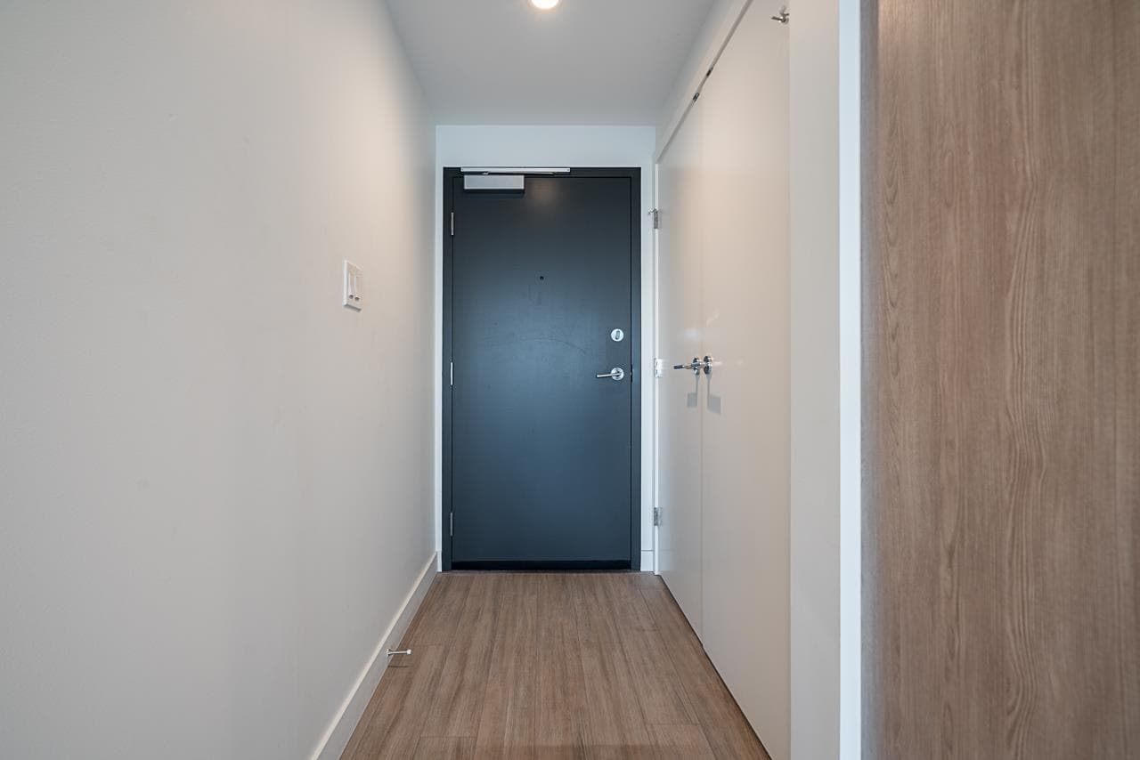 302 - 13615 Fraser Highway, Surrey, V3T 0P7 — photo 2