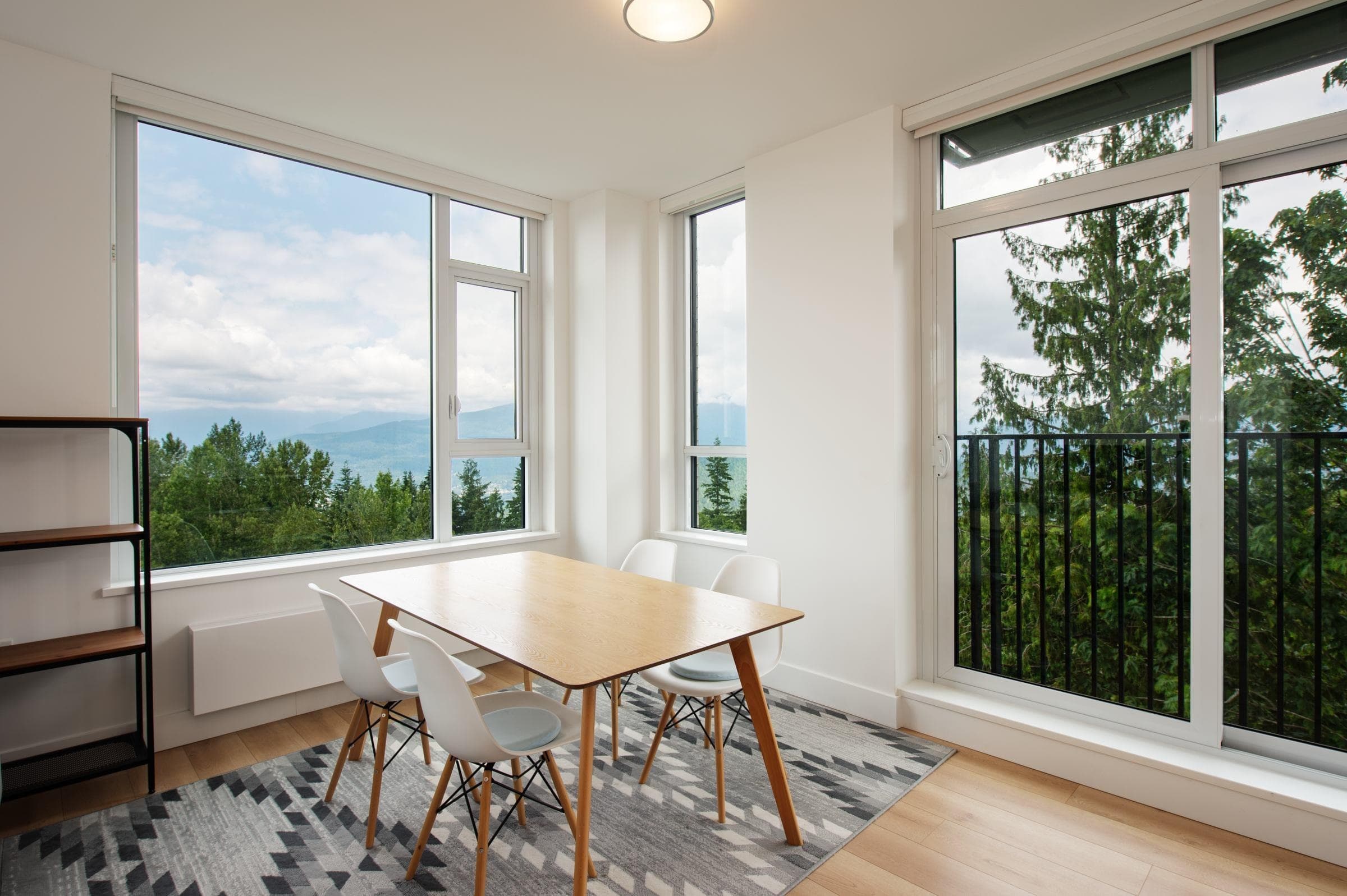 704 - 8750 University Crescent, Burnaby, V5A 0G9 — photo 3