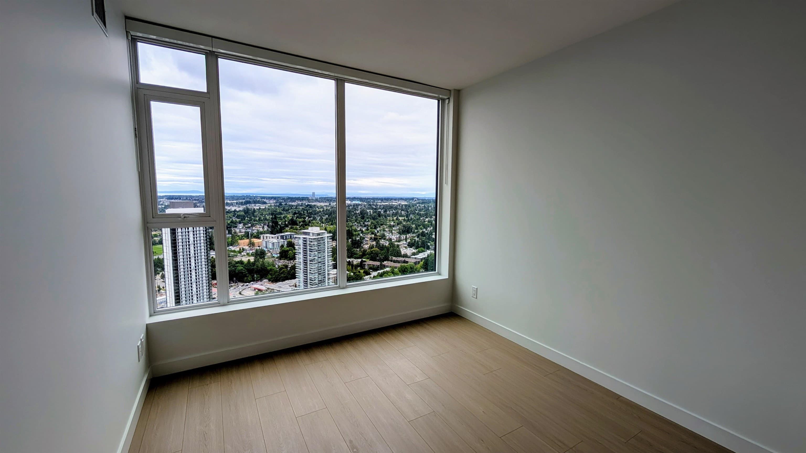 4107 - 13745 George Junction, Surrey, V3T 4Y3 — photo 4