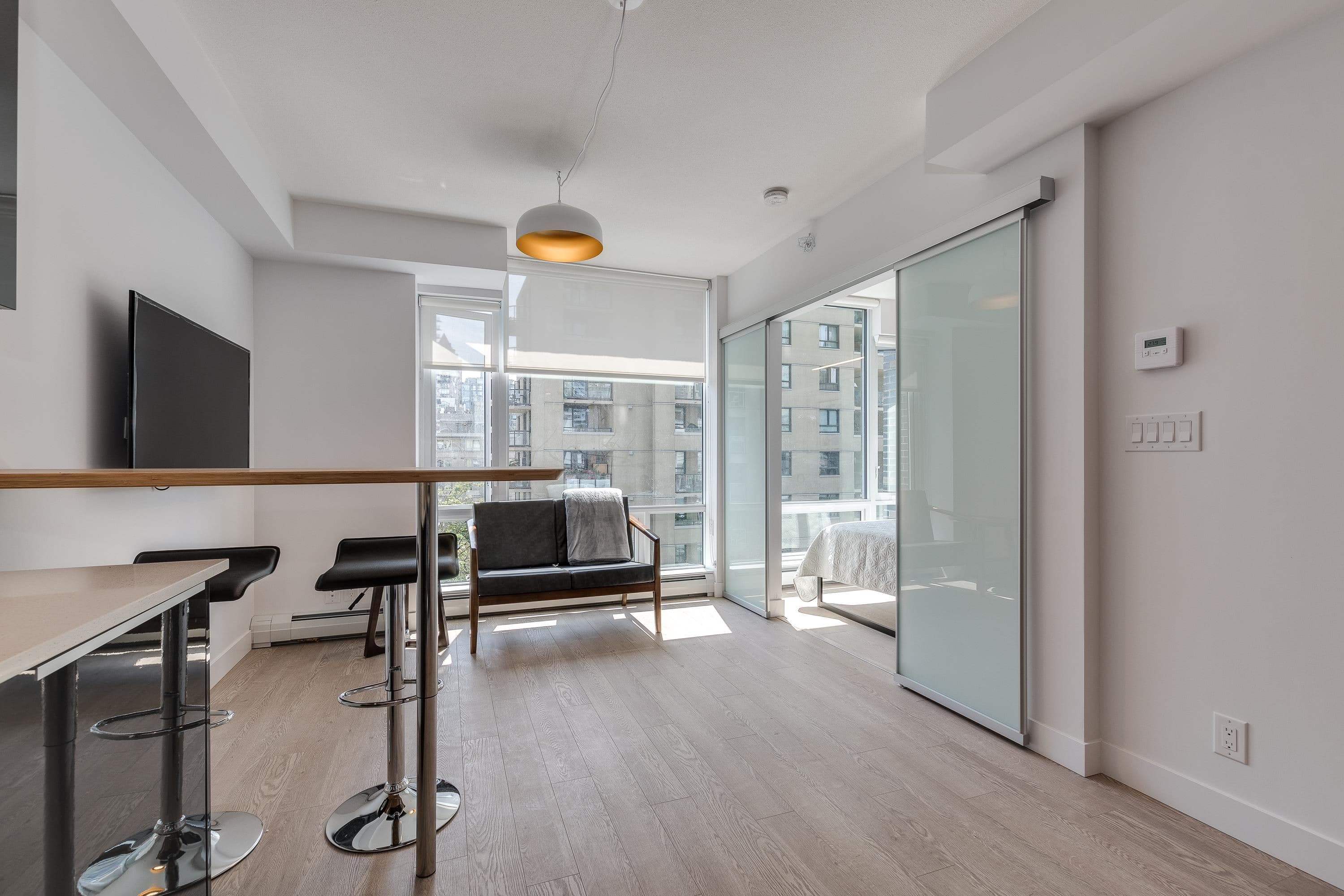1206 - 1283 Howe Street, Vancouver