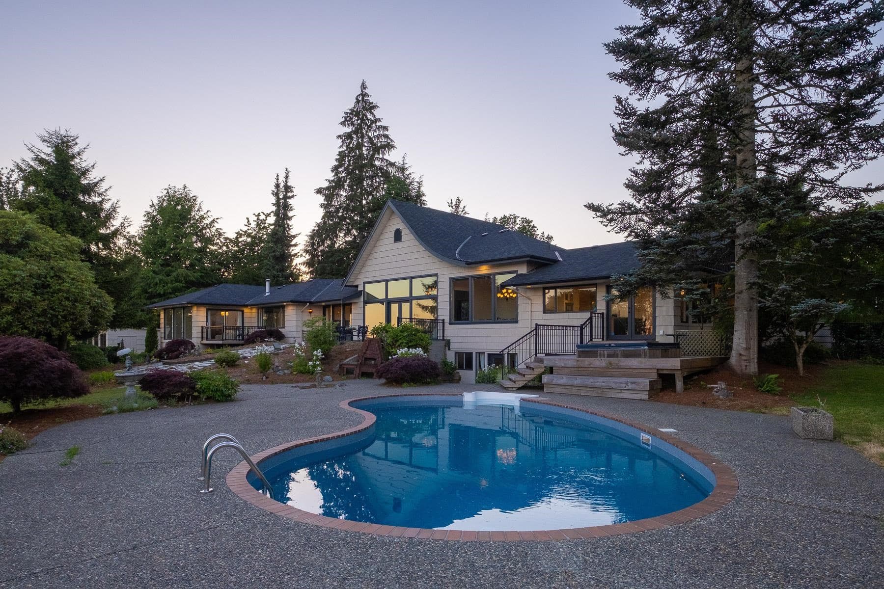 21850 River Road, Maple Ridge