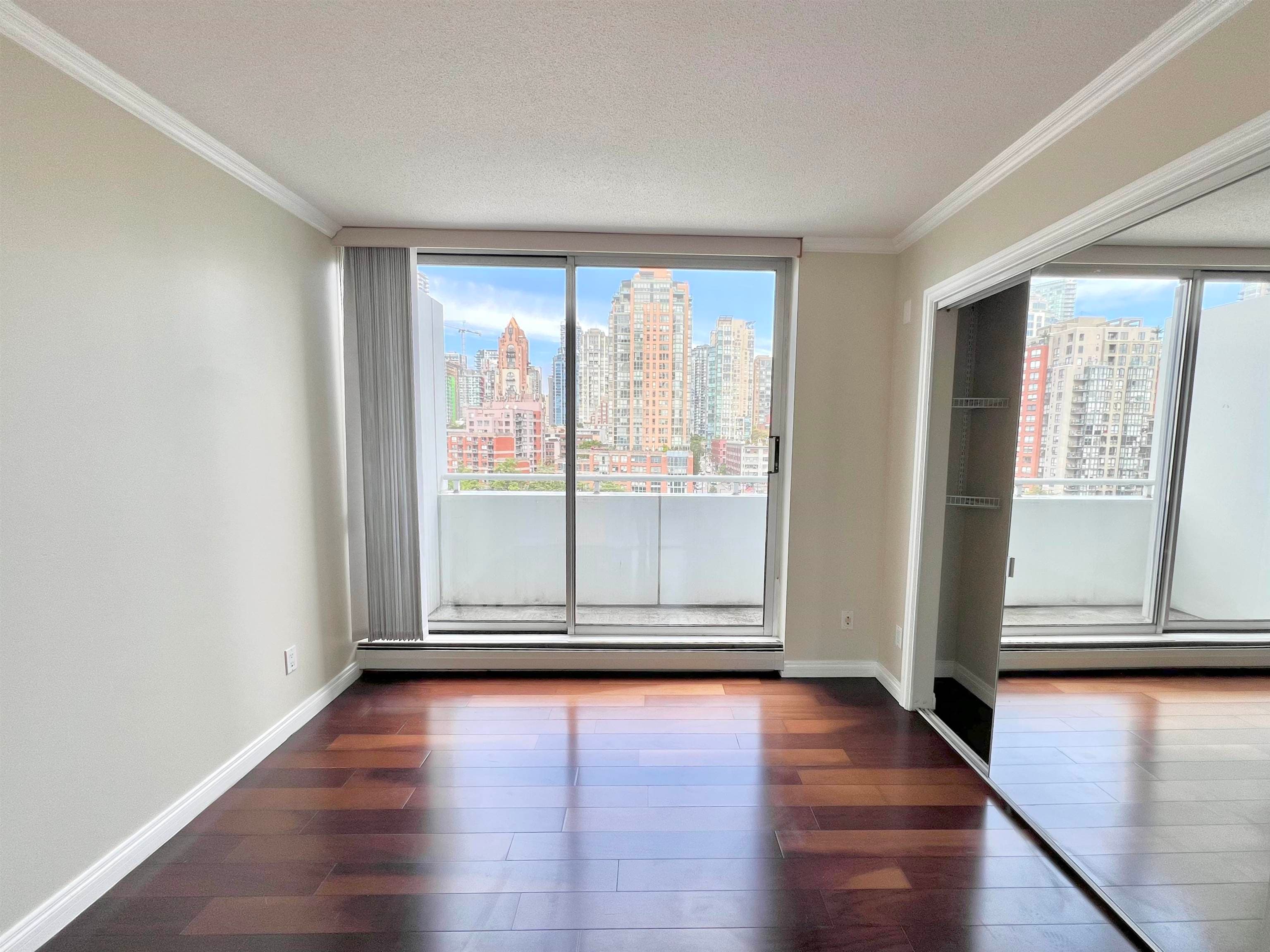 1002 - 1201 Marinaside Crescent, Vancouver, V6Z 2V2 — photo 3