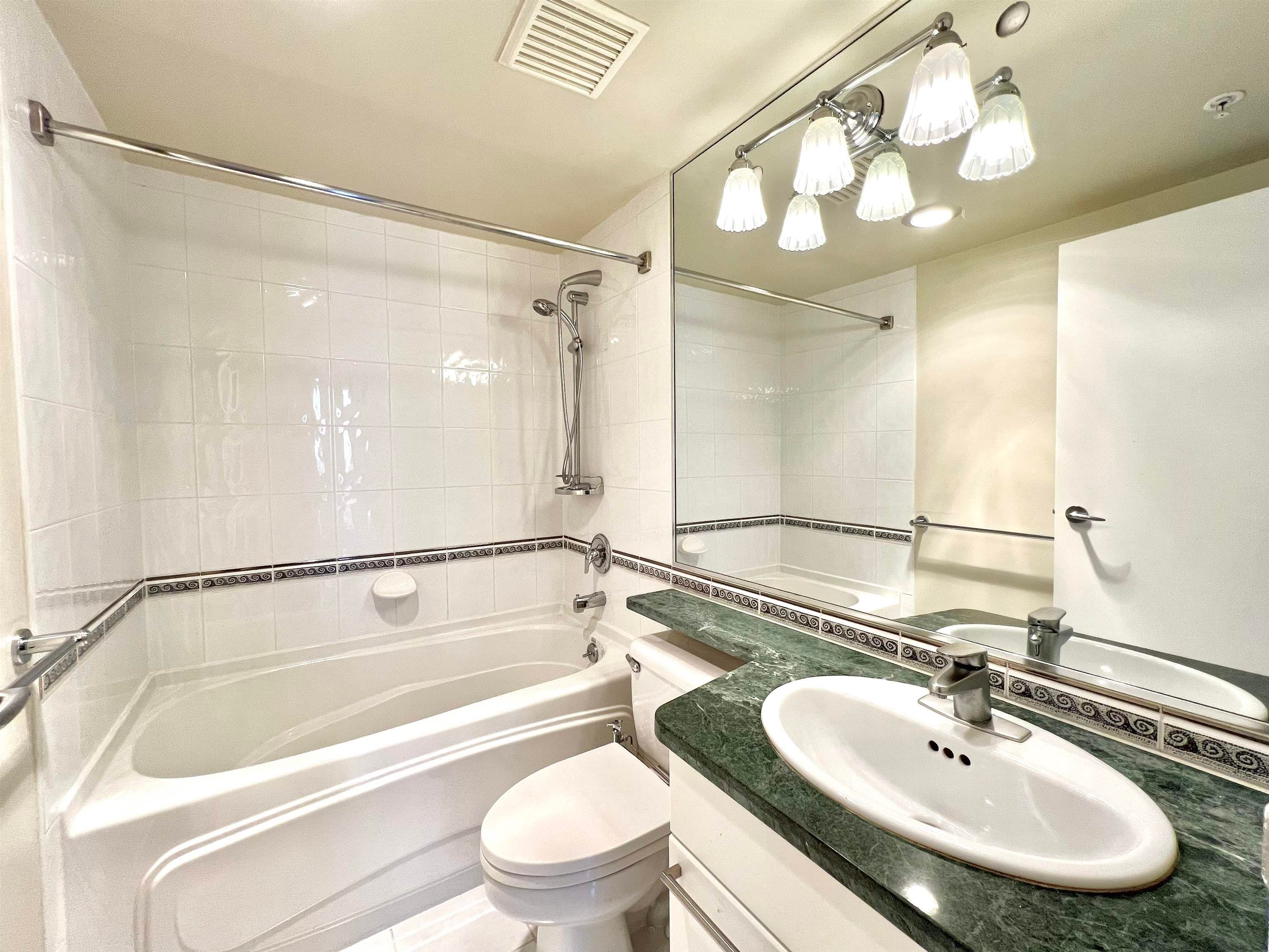 1002 - 1201 Marinaside Crescent, Vancouver, V6Z 2V2 — photo 5