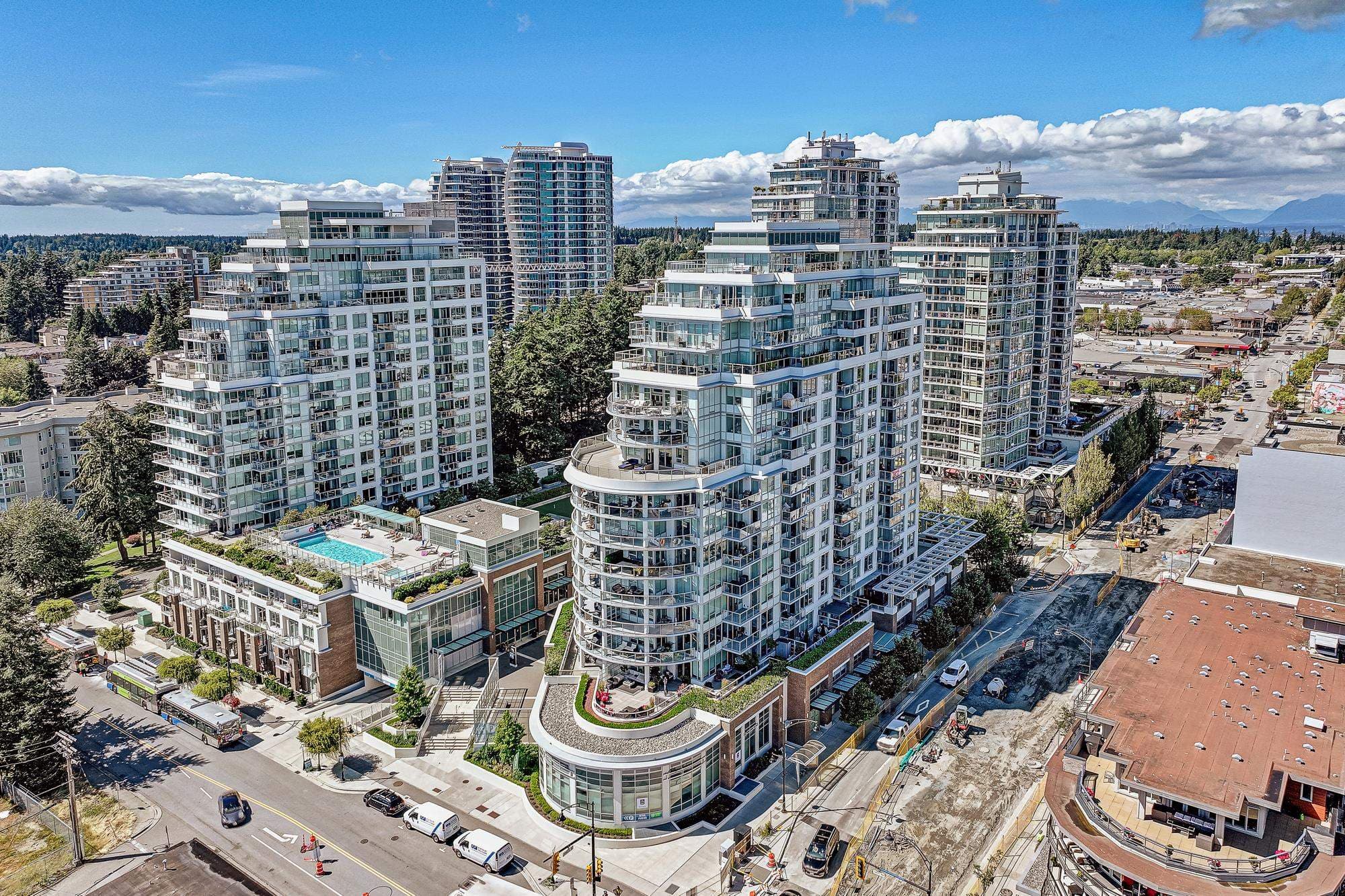 1302 - 1441 Johnston Road, White Rock, V4B 3Z4 — photo 2