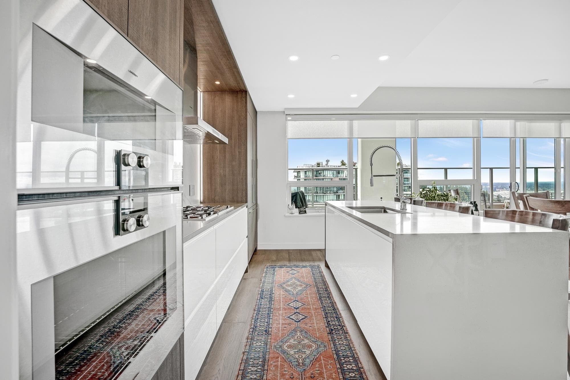 1302 - 1441 Johnston Road, White Rock, V4B 3Z4 — photo 5