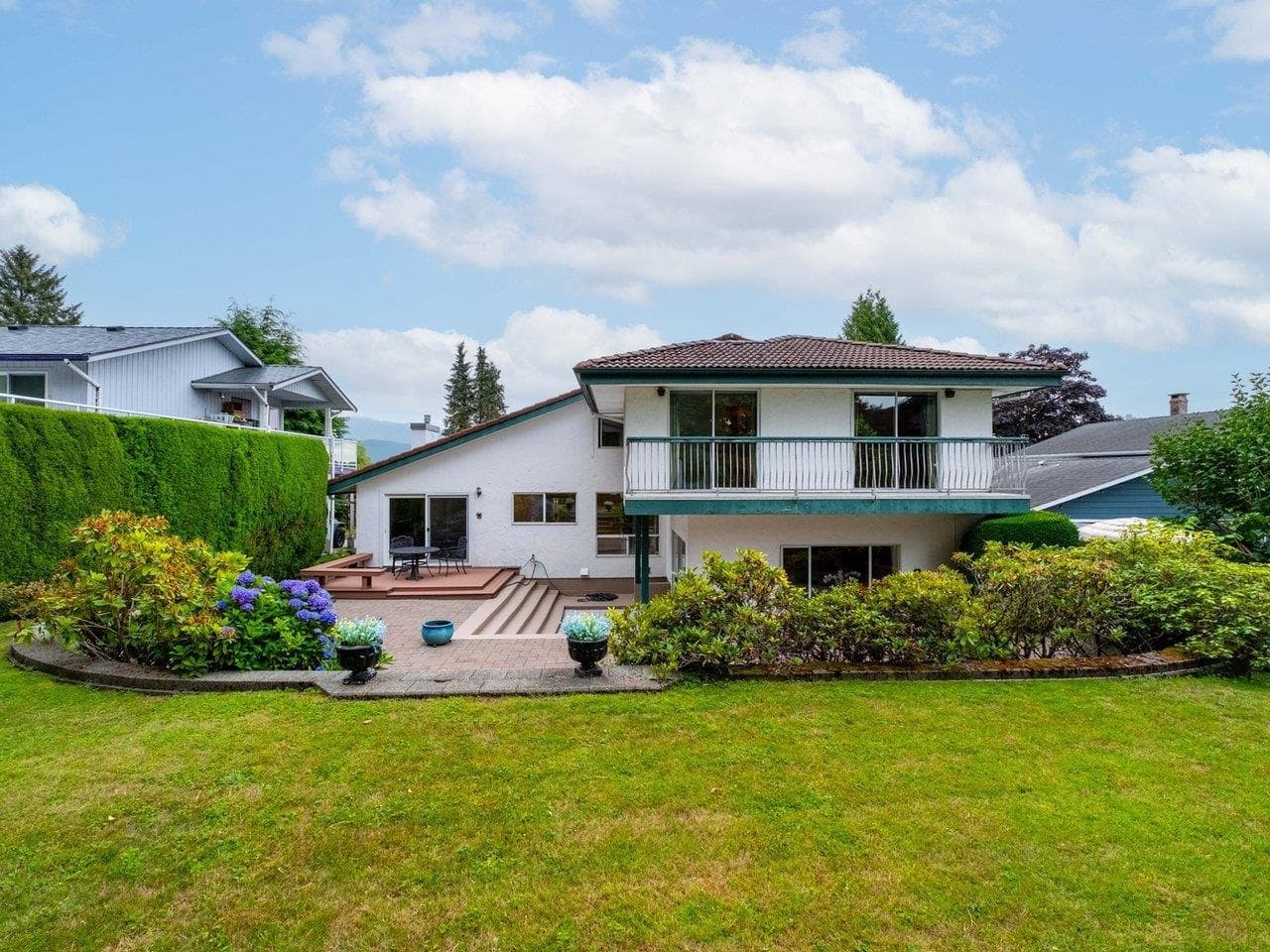 375 Fairway Drive, North Vancouver, V7G 1L4 — photo 3