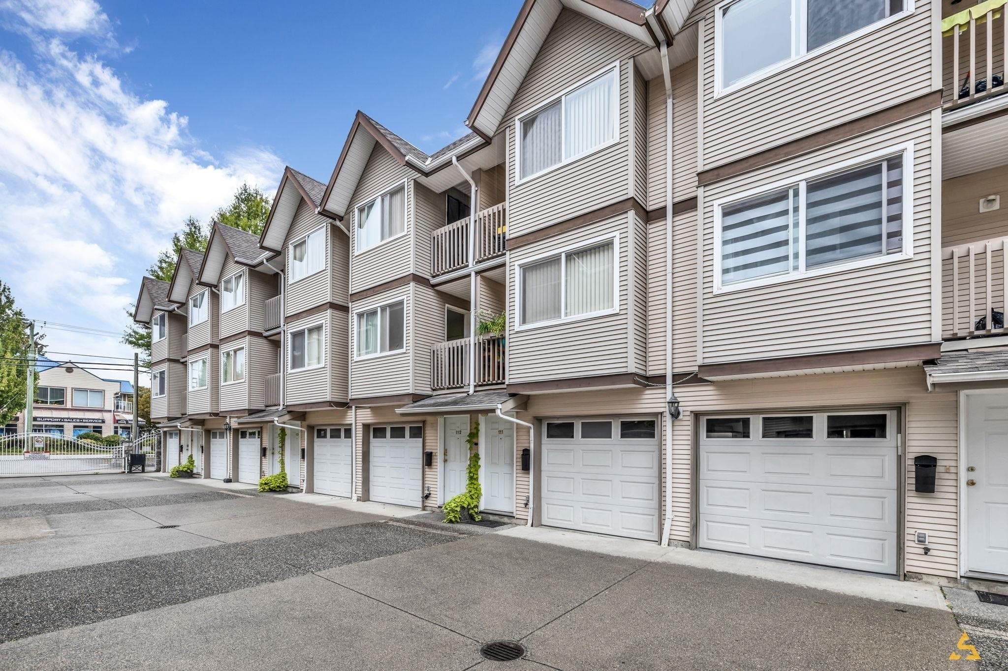 112 - 19700 56 Avenue, Langley, V3A 3X6 — photo 2