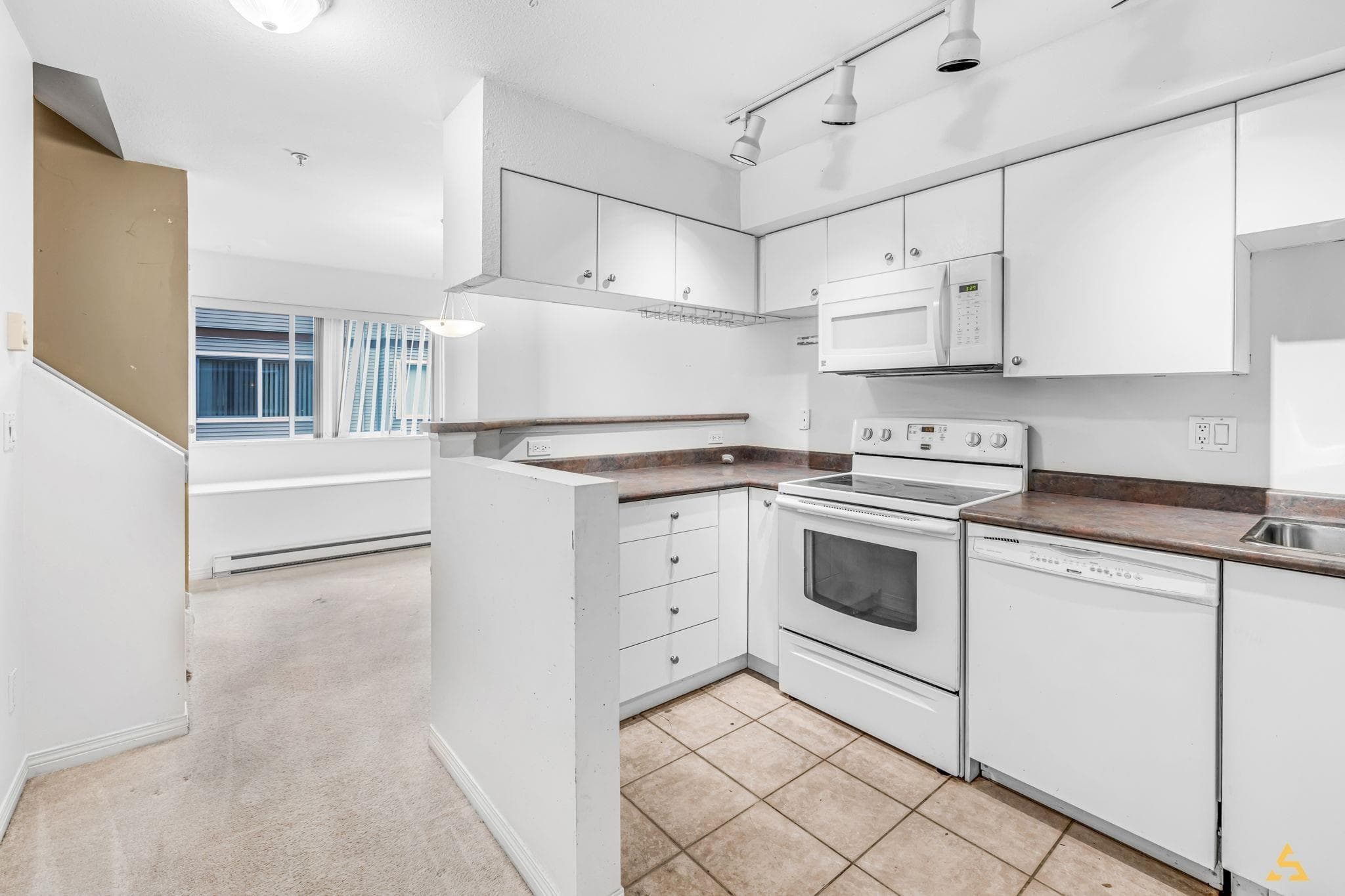 112 - 19700 56 Avenue, Langley, V3A 3X6 — photo 5