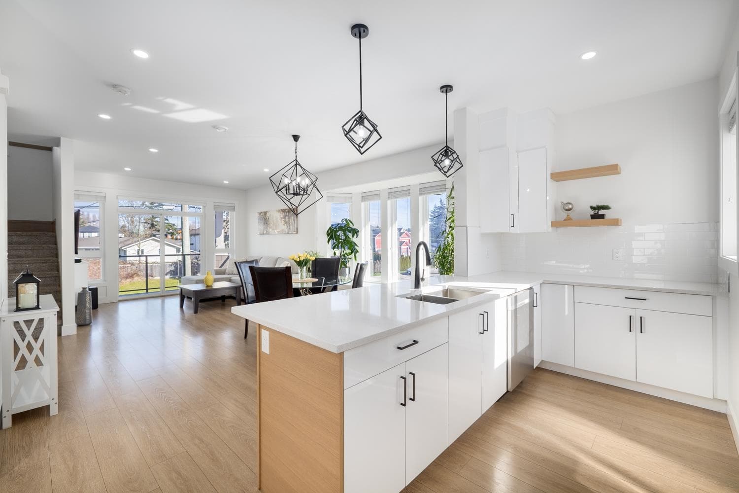 5 - 5780 174 Street, Surrey, V3S 7K3 — photo 2