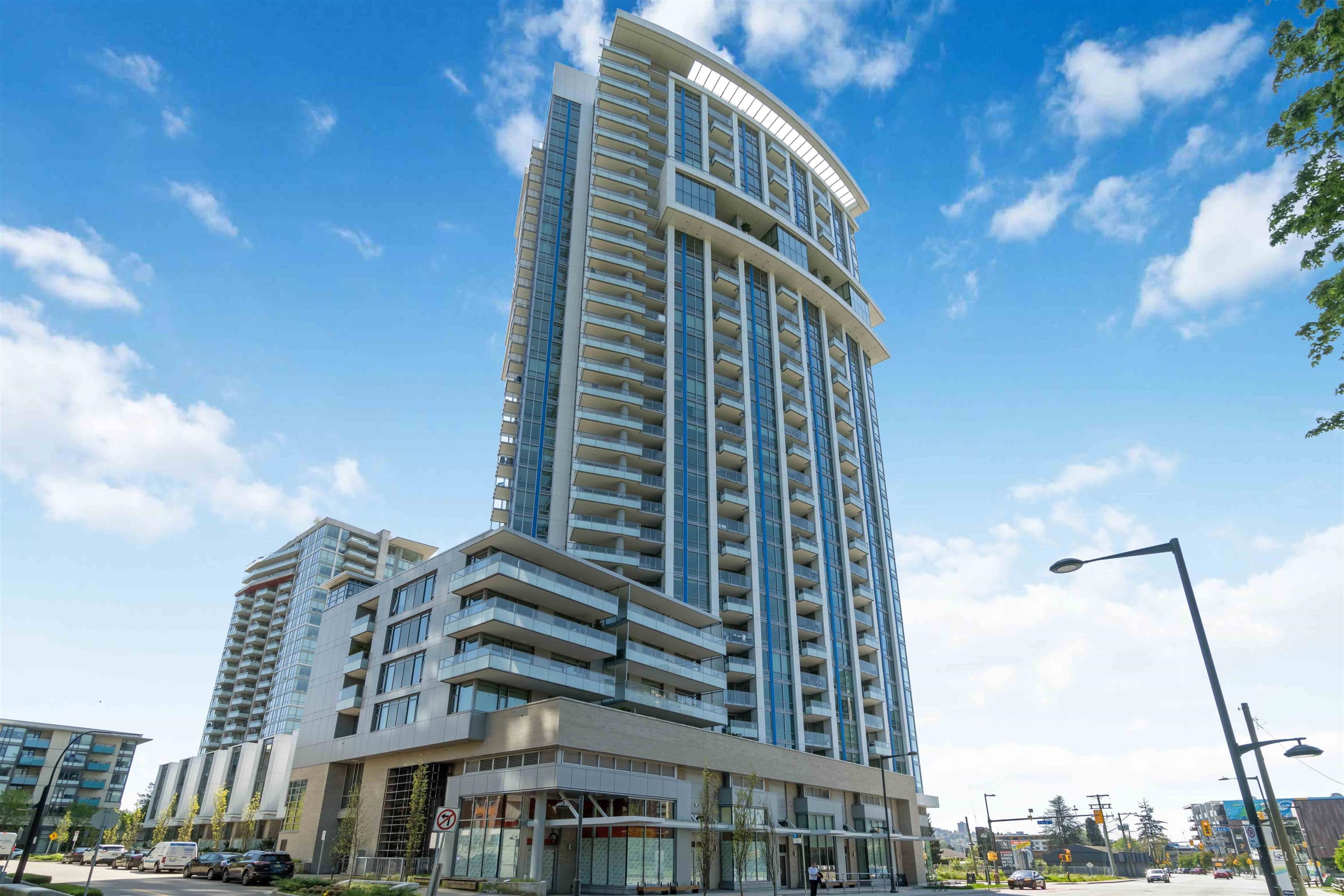 1009 - 1500 Fern Street, North Vancouver, V7J 0E6 — photo 2