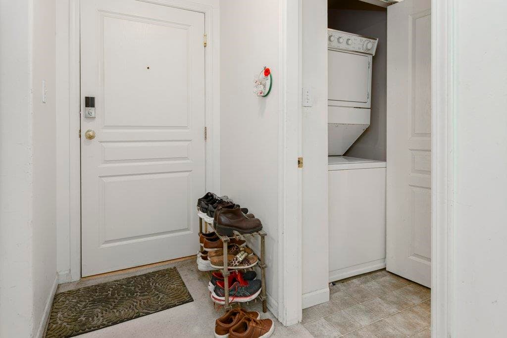310 - 9979 140 Street, Surrey, V3R 5W2 — photo 5