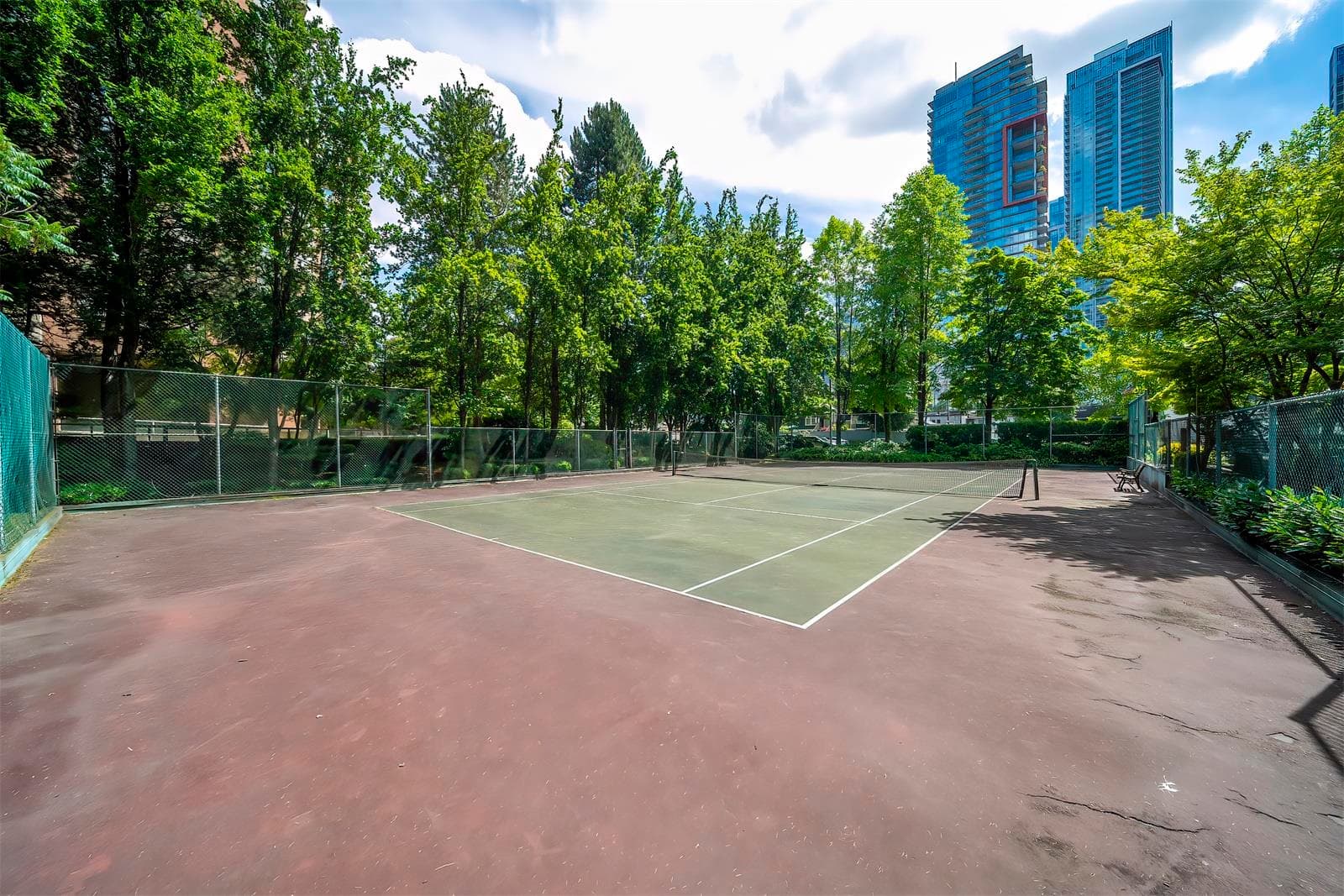804 - 4603 Hazel Street, Burnaby, V5H 4N1 — photo 5