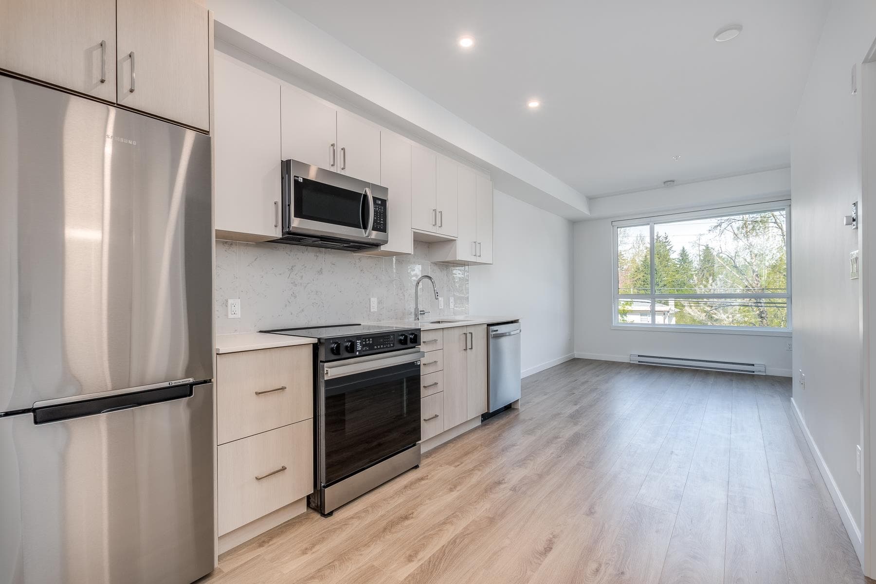 E216 - 13858 108 Avenue, Surrey, V3T 0T8 — photo 3