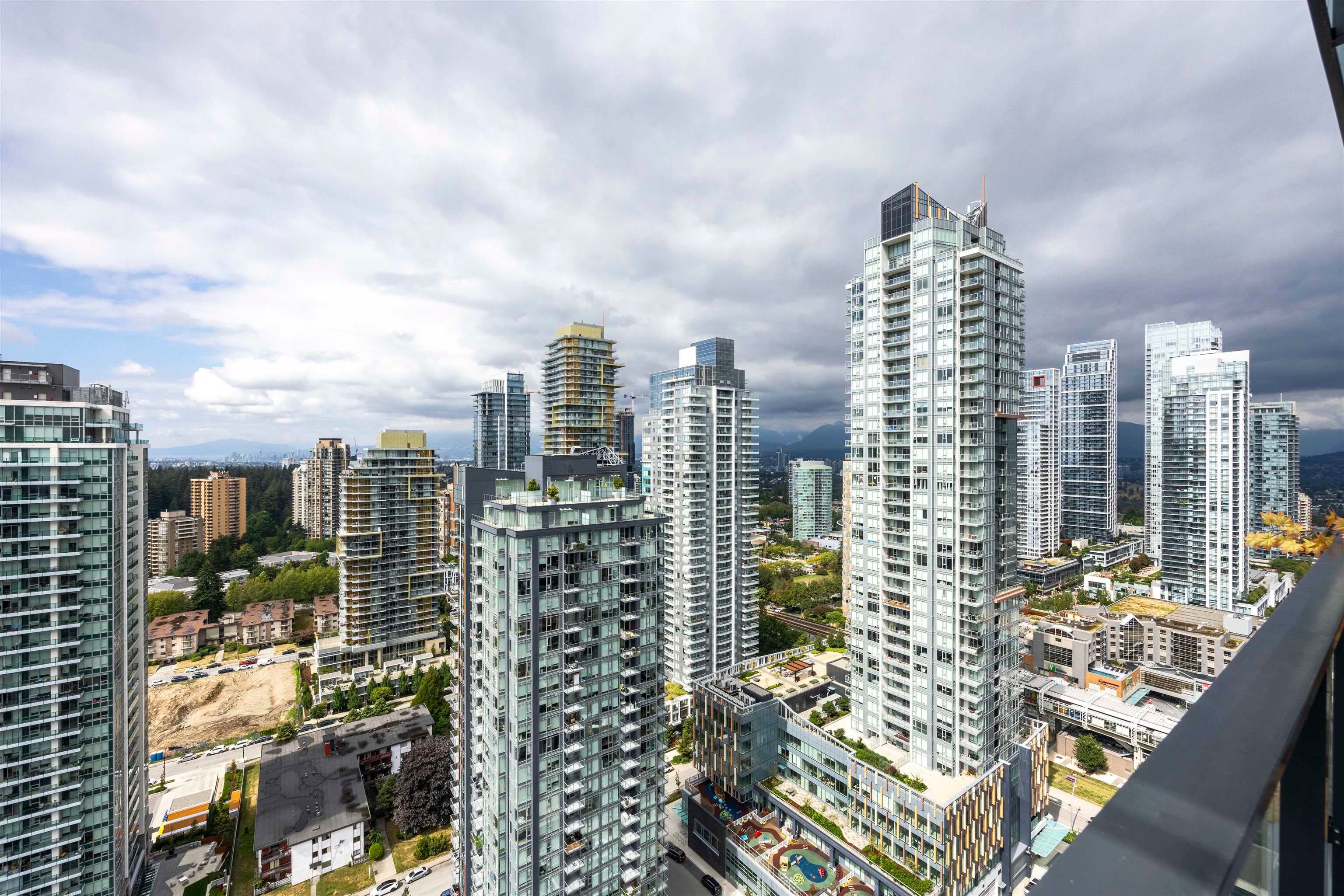 2807 - 6537 Telford Avenue, Burnaby, V5H 0K9 — photo 2