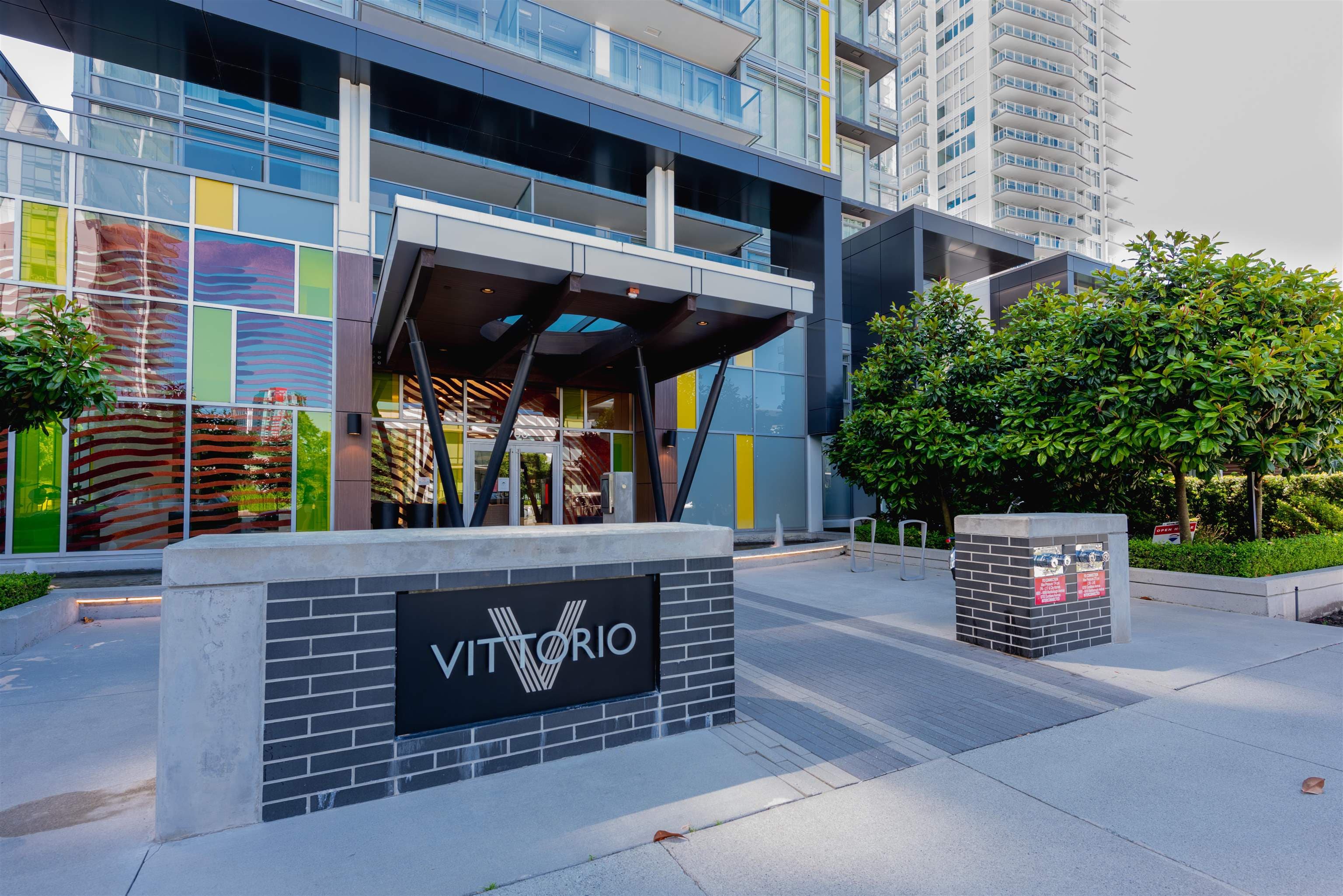 3805 - 6700 Dunblane Avenue, Burnaby, V5H 0J3 — photo 1