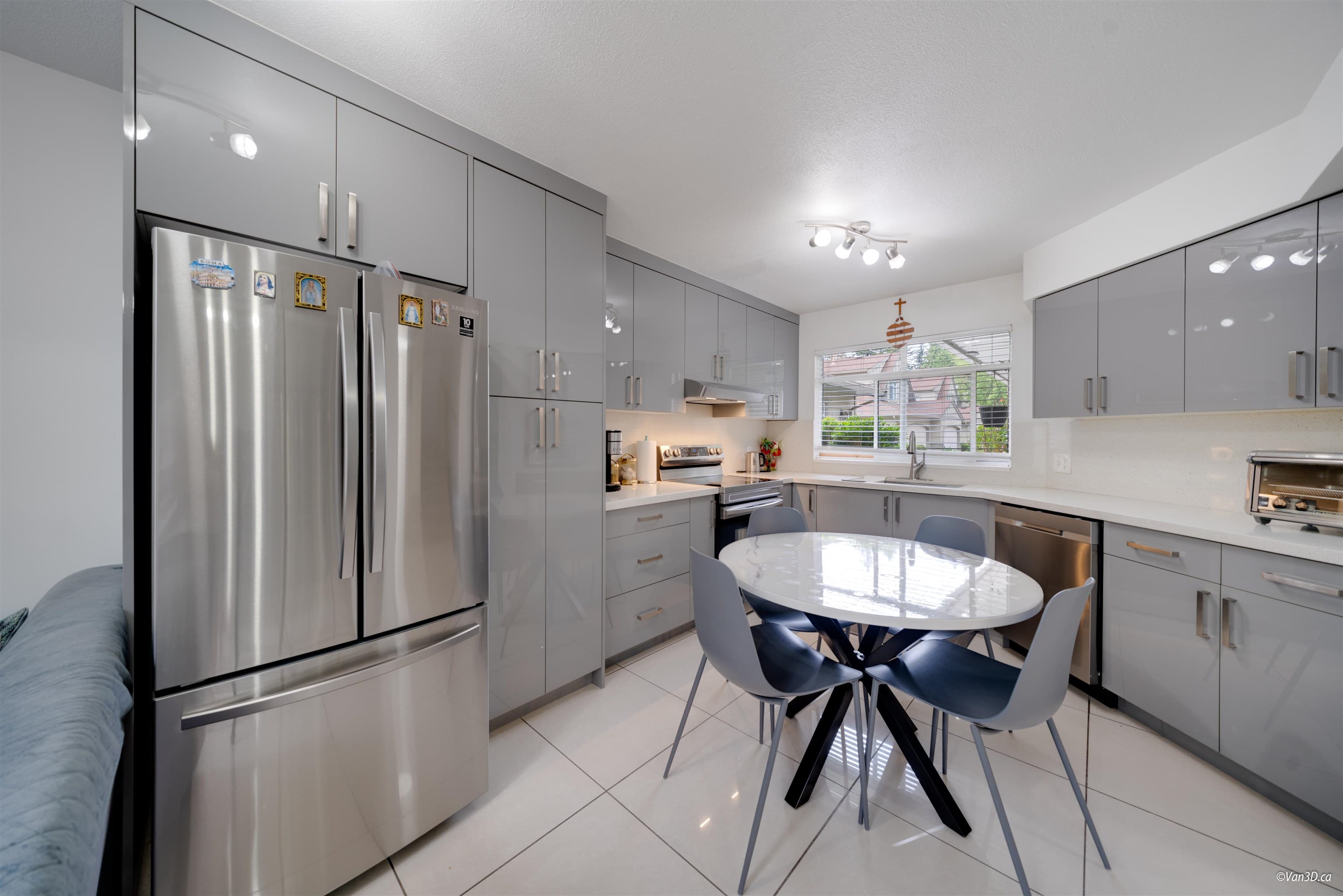 32 - 10238 155a Street, Surrey, V3R 0V8 — photo 4