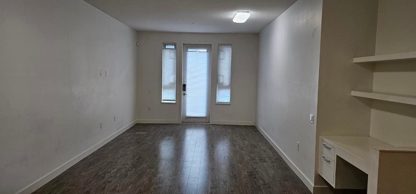108 - 9250 University High Street, Burnaby, V5A 0B3 — photo 2