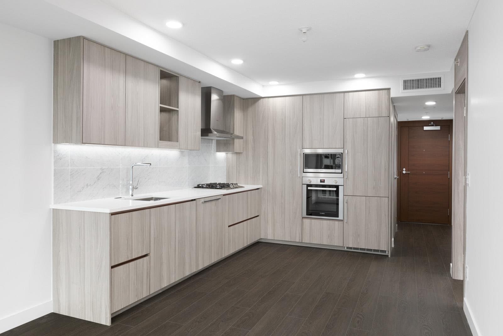 1115 - 8800 Hazelbridge Way, Richmond, V6X 1P6 — photo 3