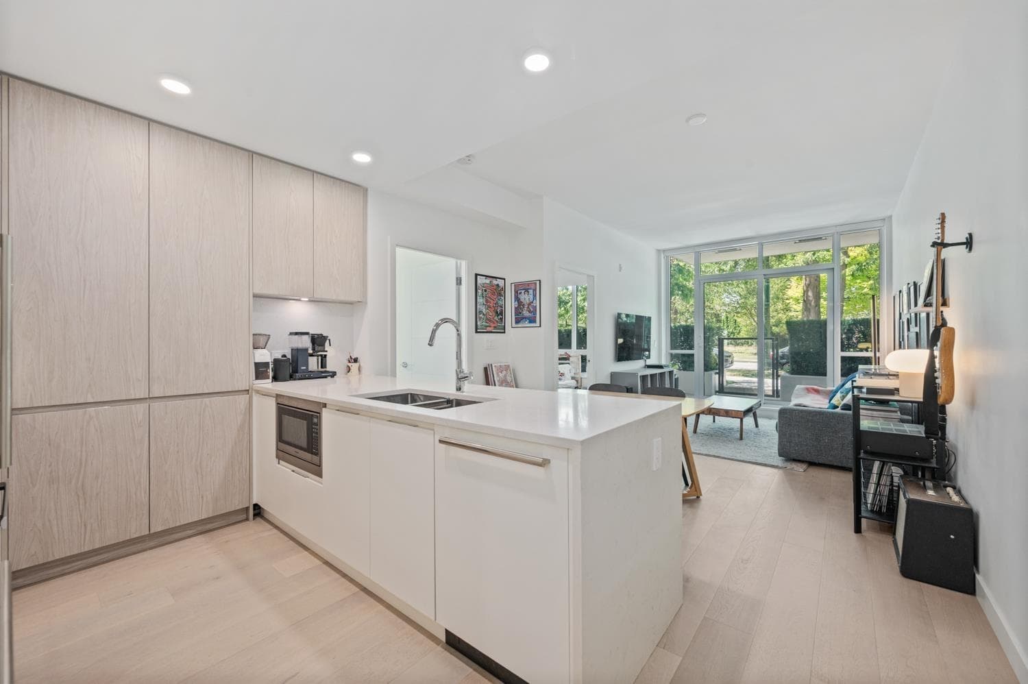 10X - 4240 Cambie Street, Vancouver, V5Z 0K6 — photo 2