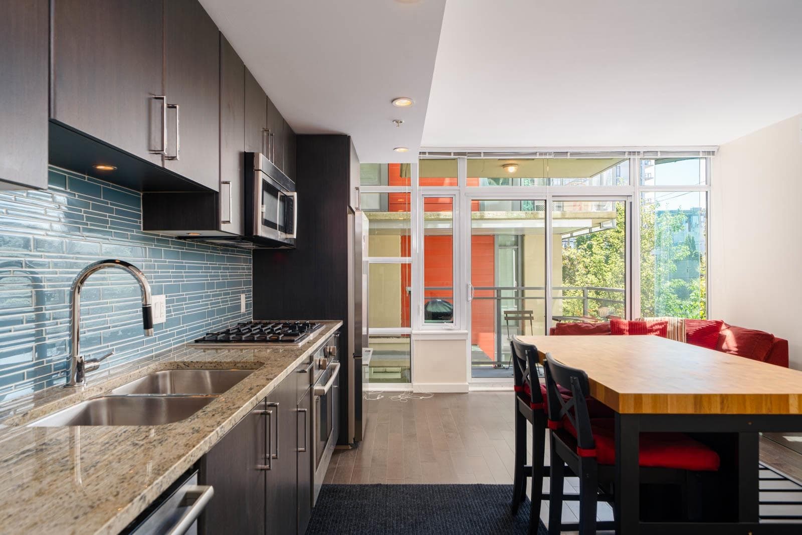 210 - 88 W 1st Avenue, Vancouver, V5Y 3K8 — photo 1