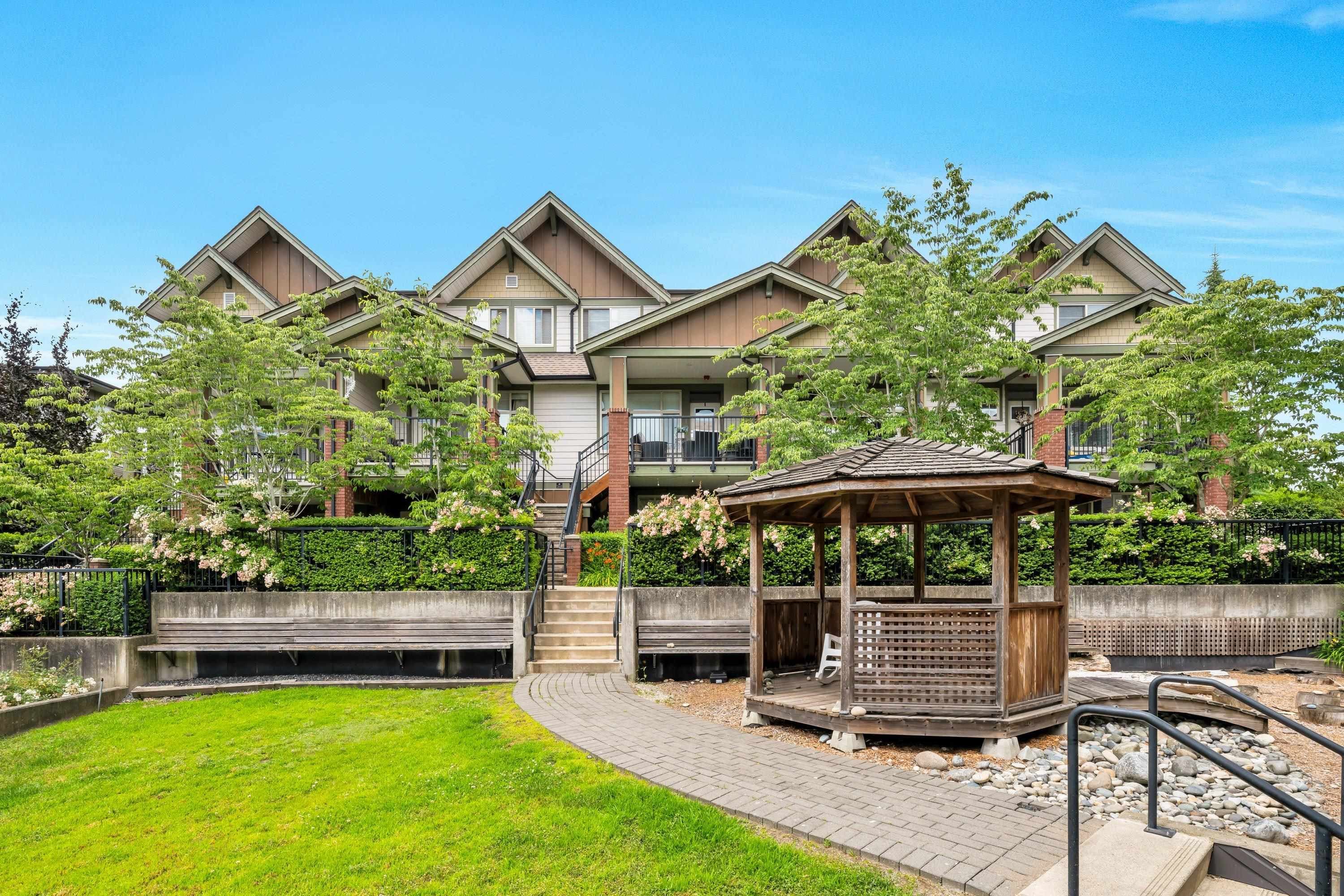 205 - 6706 192 Street Diversion, Surrey, V4N 6M9 — photo 2