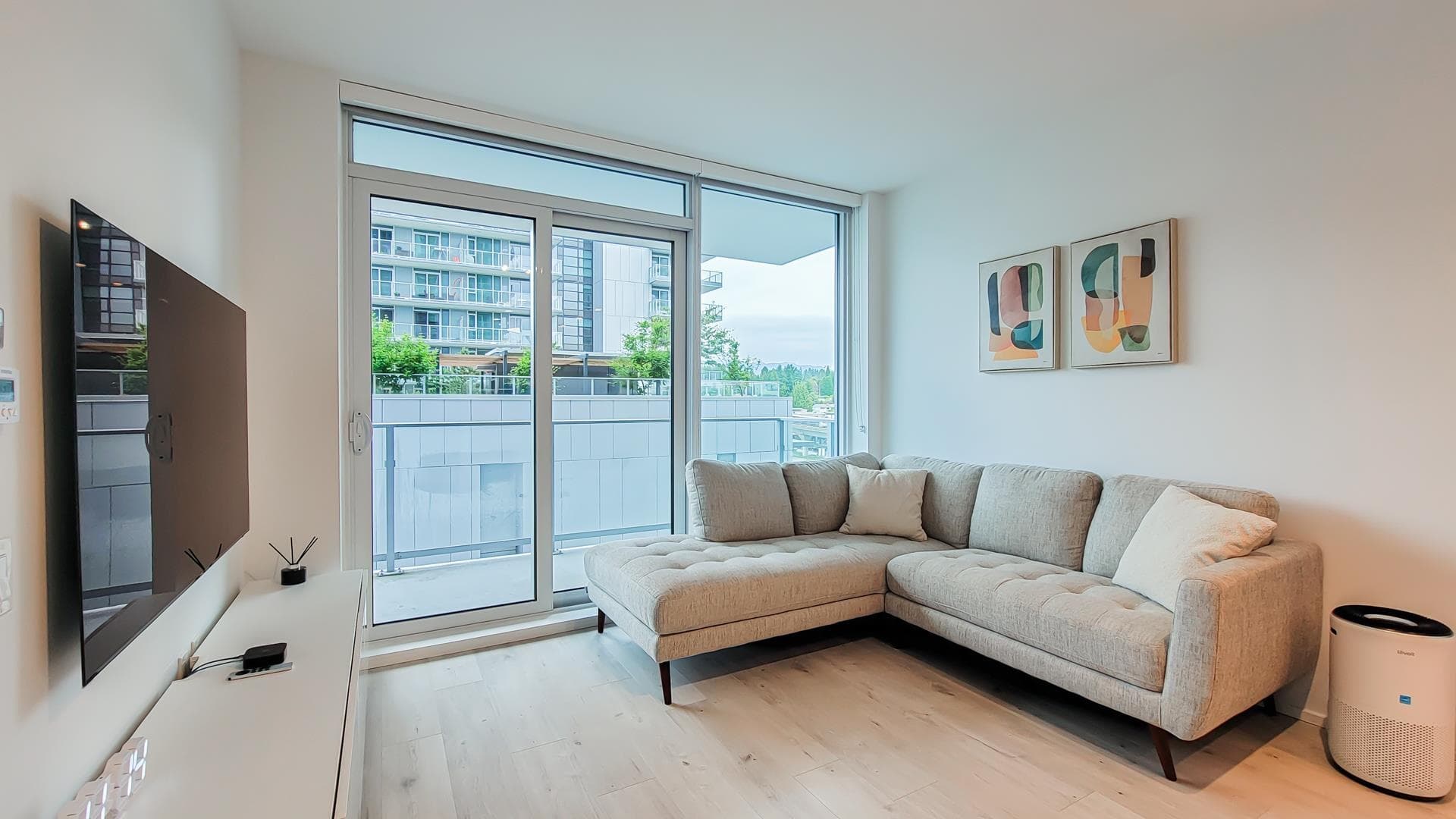 711 - 3833 Evergreen Place, Burnaby, V3J 0M2 — photo 2