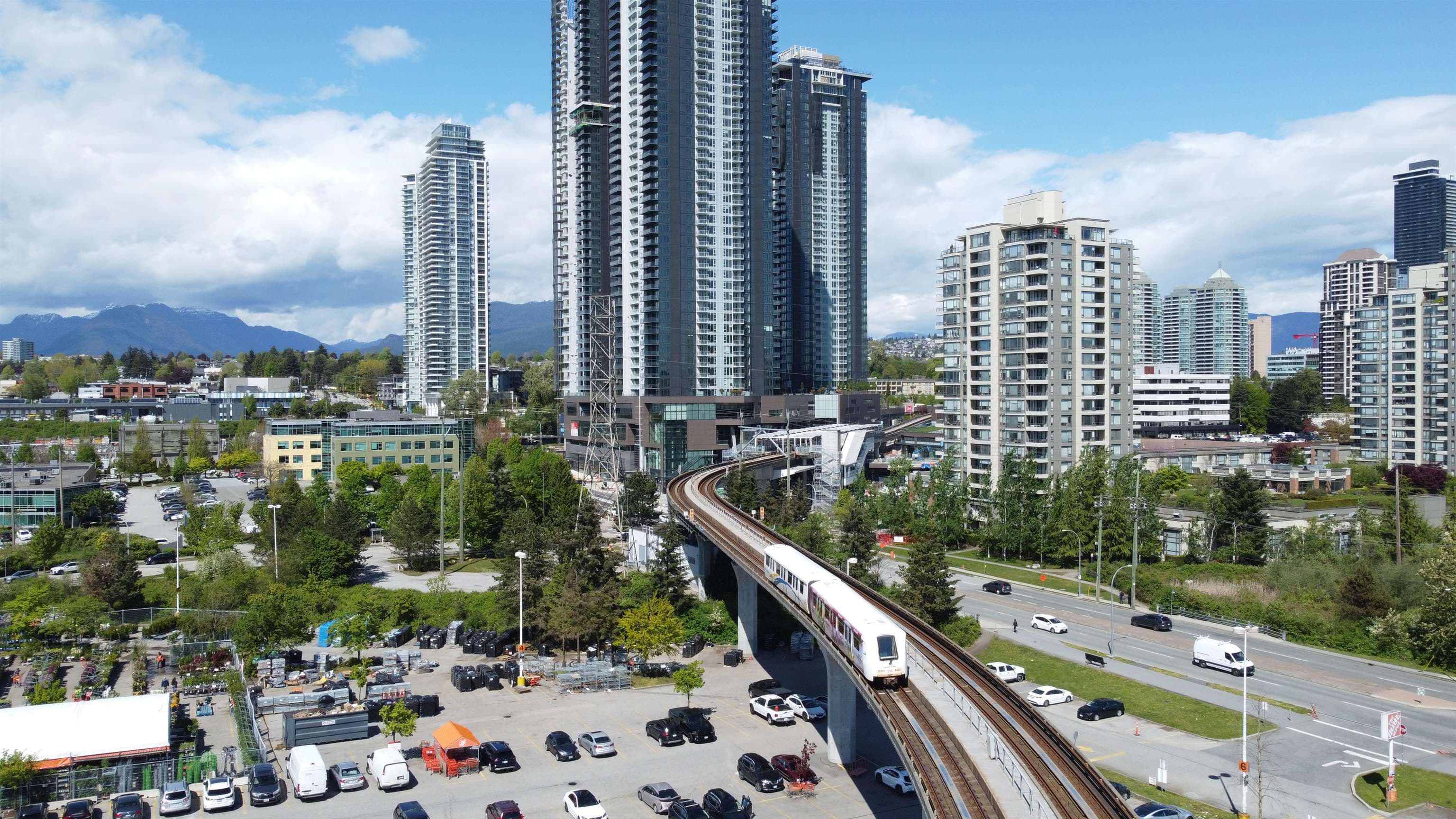 1404 - 4168 Lougheed Highway, Burnaby, V5C 0N9 — photo 2