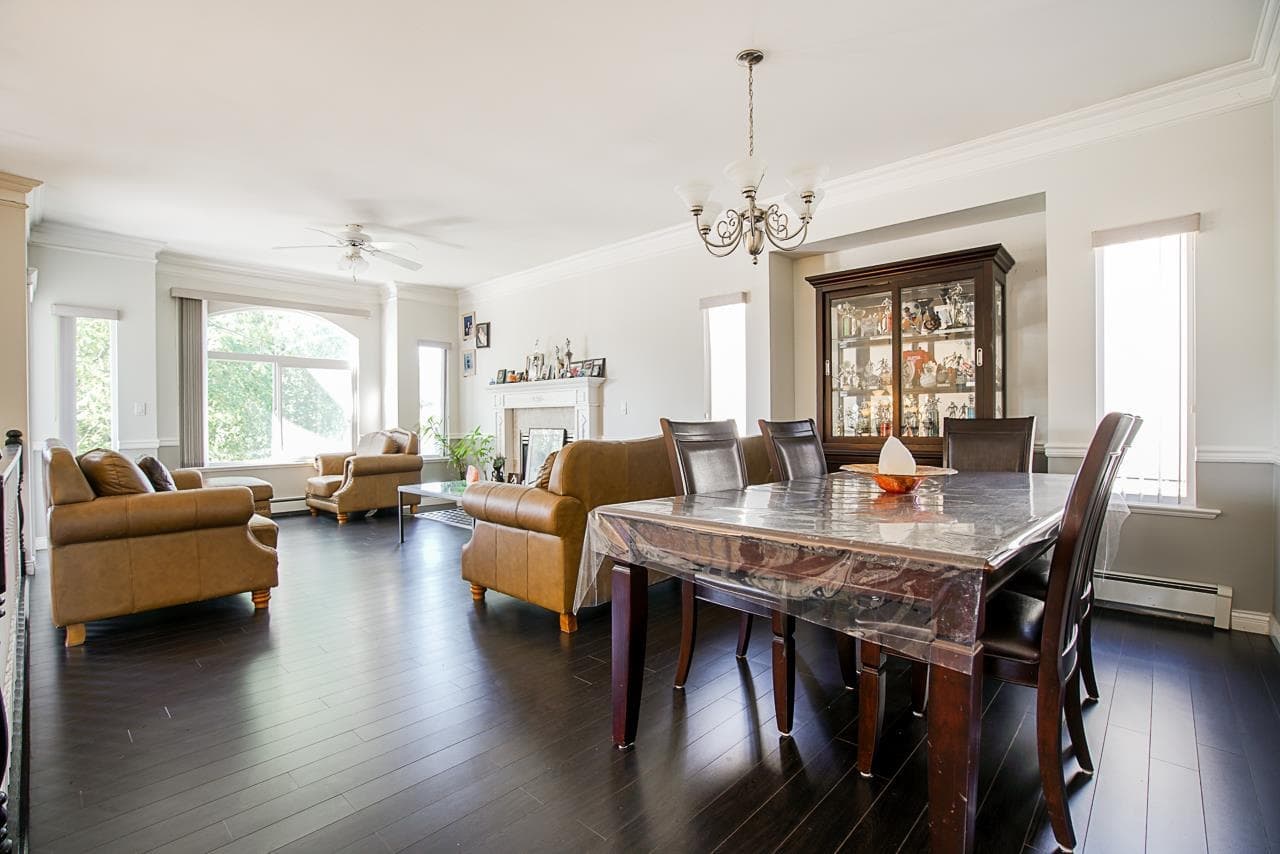 13091 68 Avenue, Surrey, V3W 2E5 — photo 4