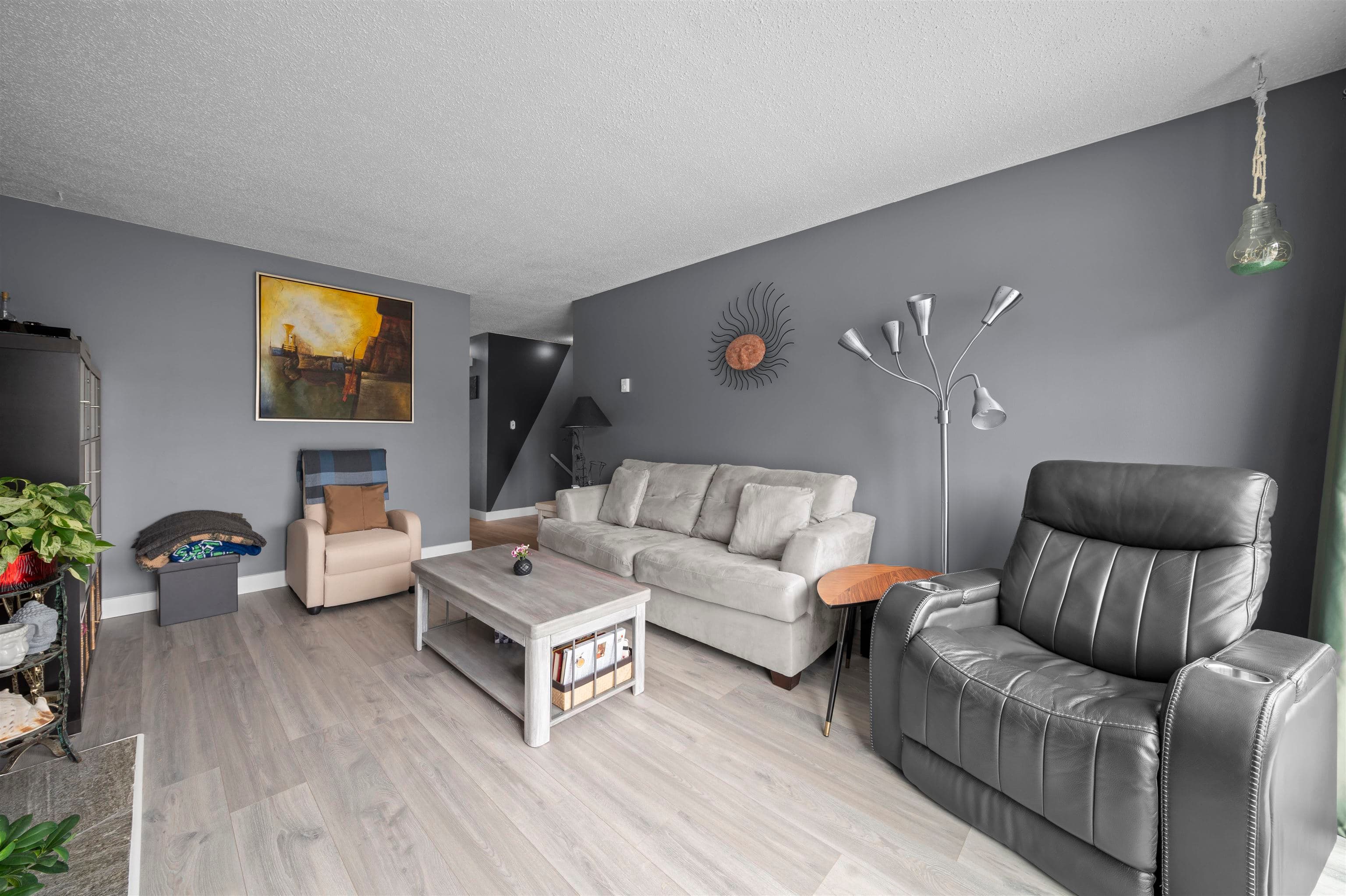 202 Davis Crescent, Langley, V4W 3K7 — photo 5