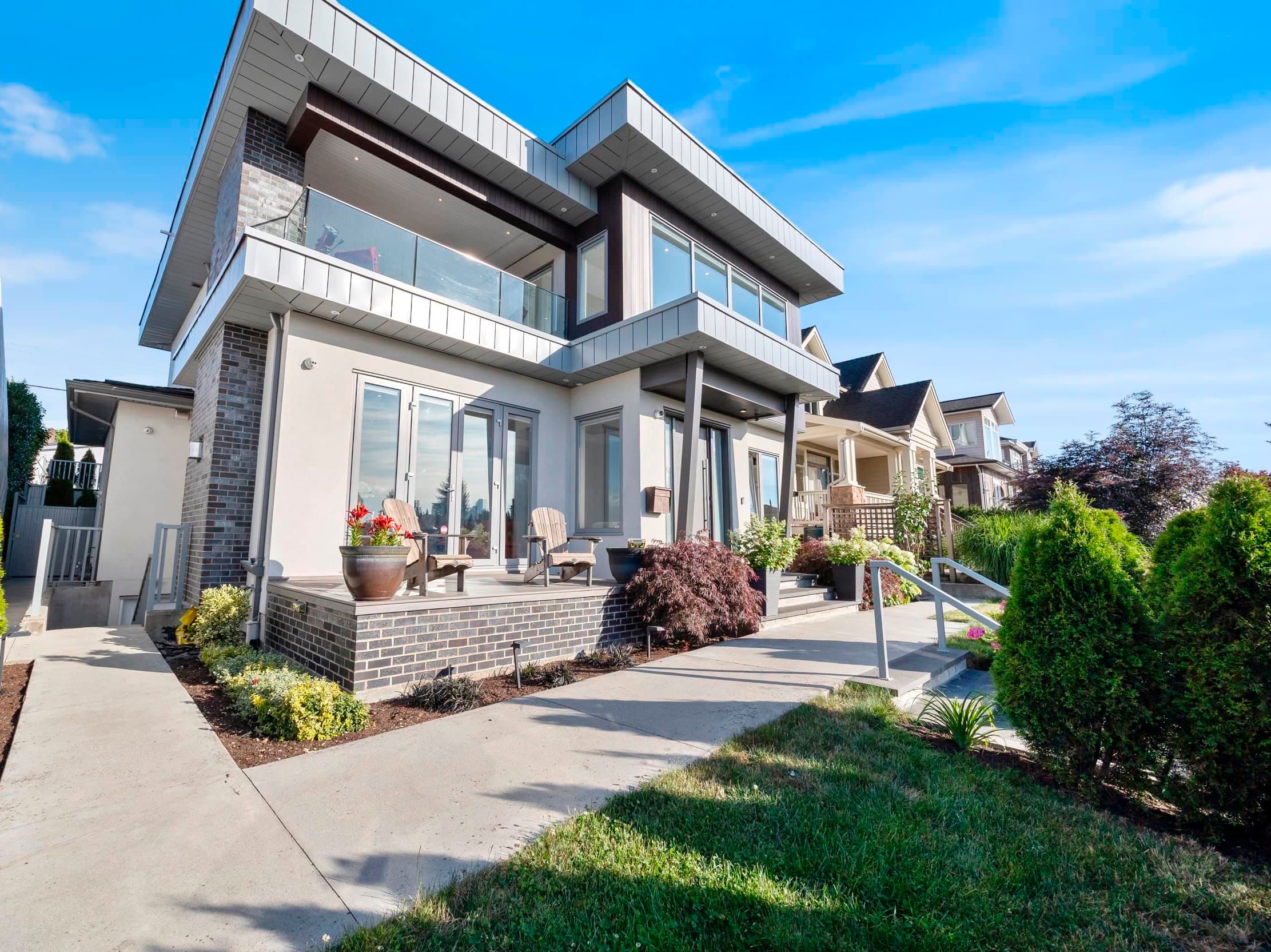 6346 Burns Street, Burnaby