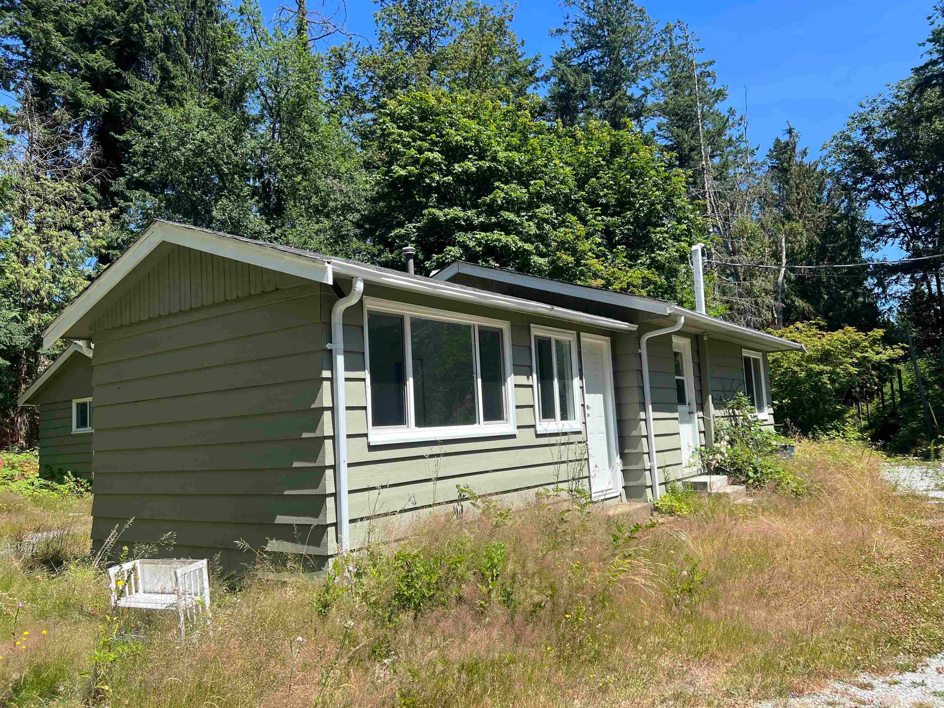1759 136 Street, Surrey, V4A 4E3 — photo 2