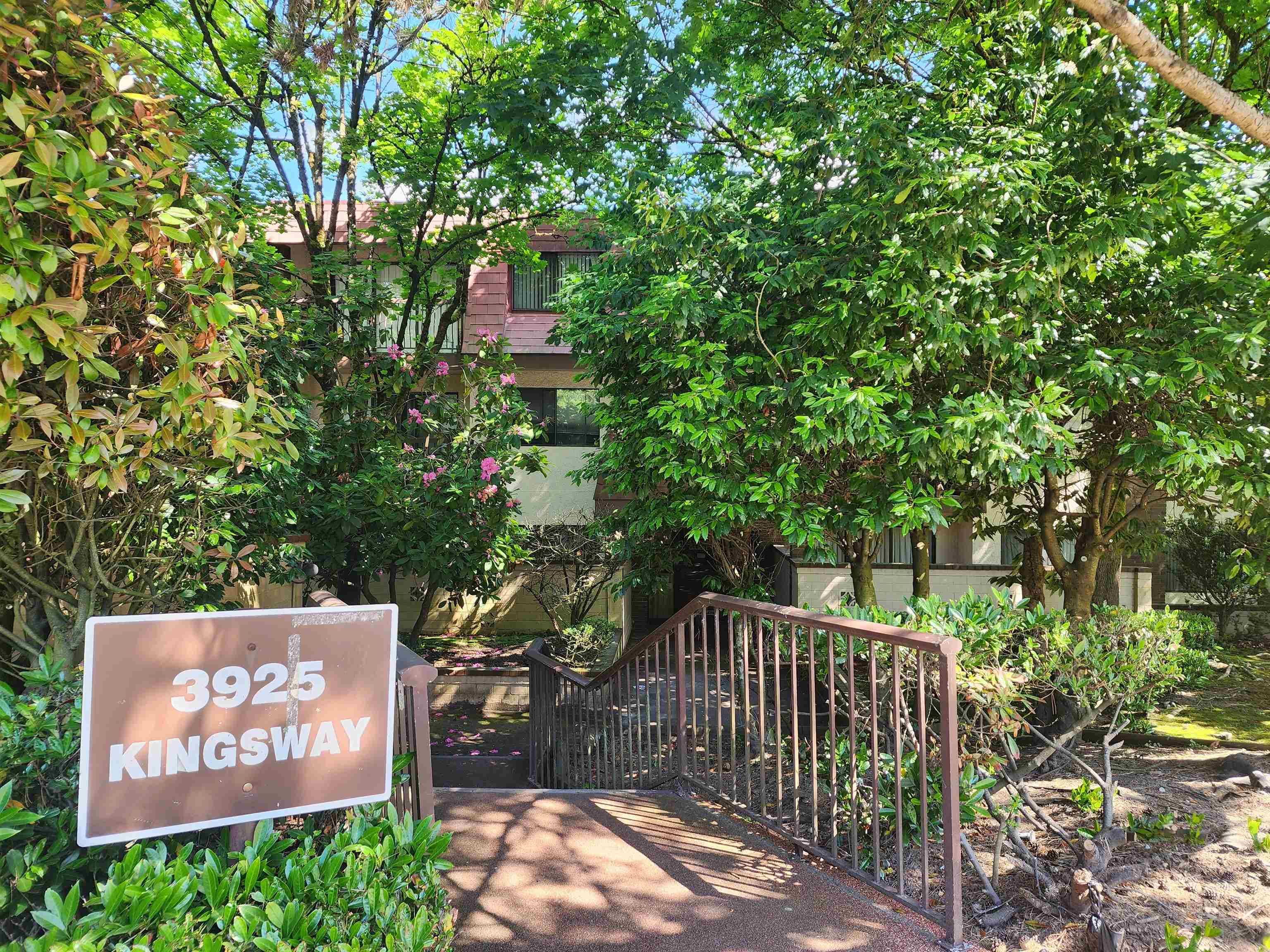 204 - 3925 Kingsway Street, Burnaby