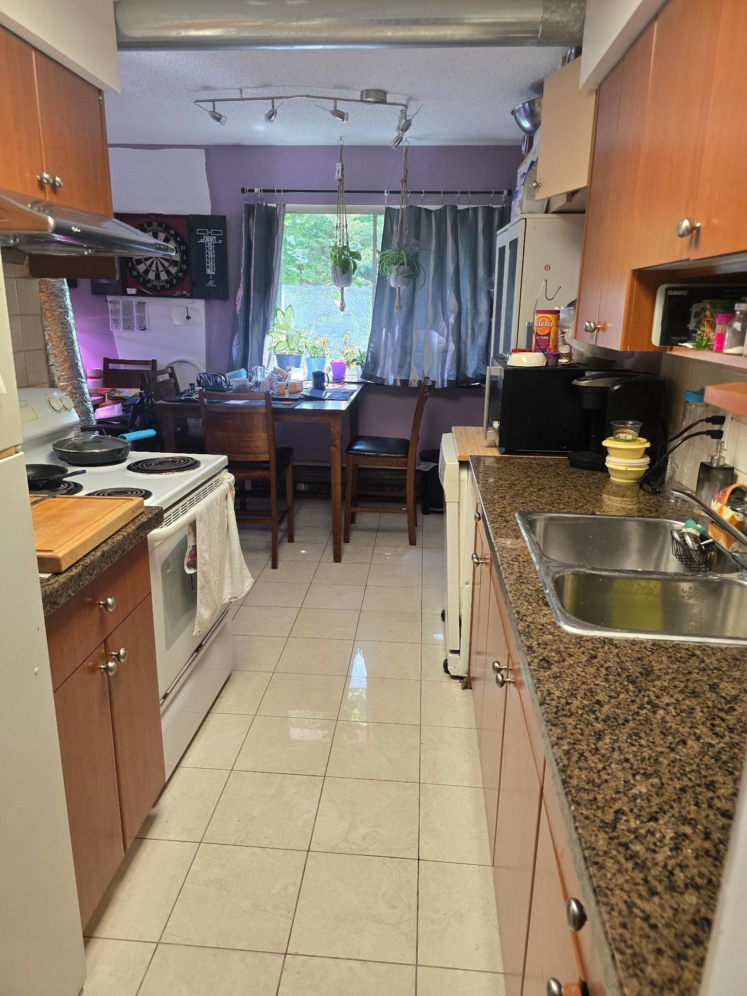 204 - 3925 Kingsway Street, Burnaby, V5H 3Y7 — photo 4