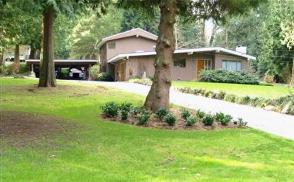 13418 Vine Maple Drive, Surrey