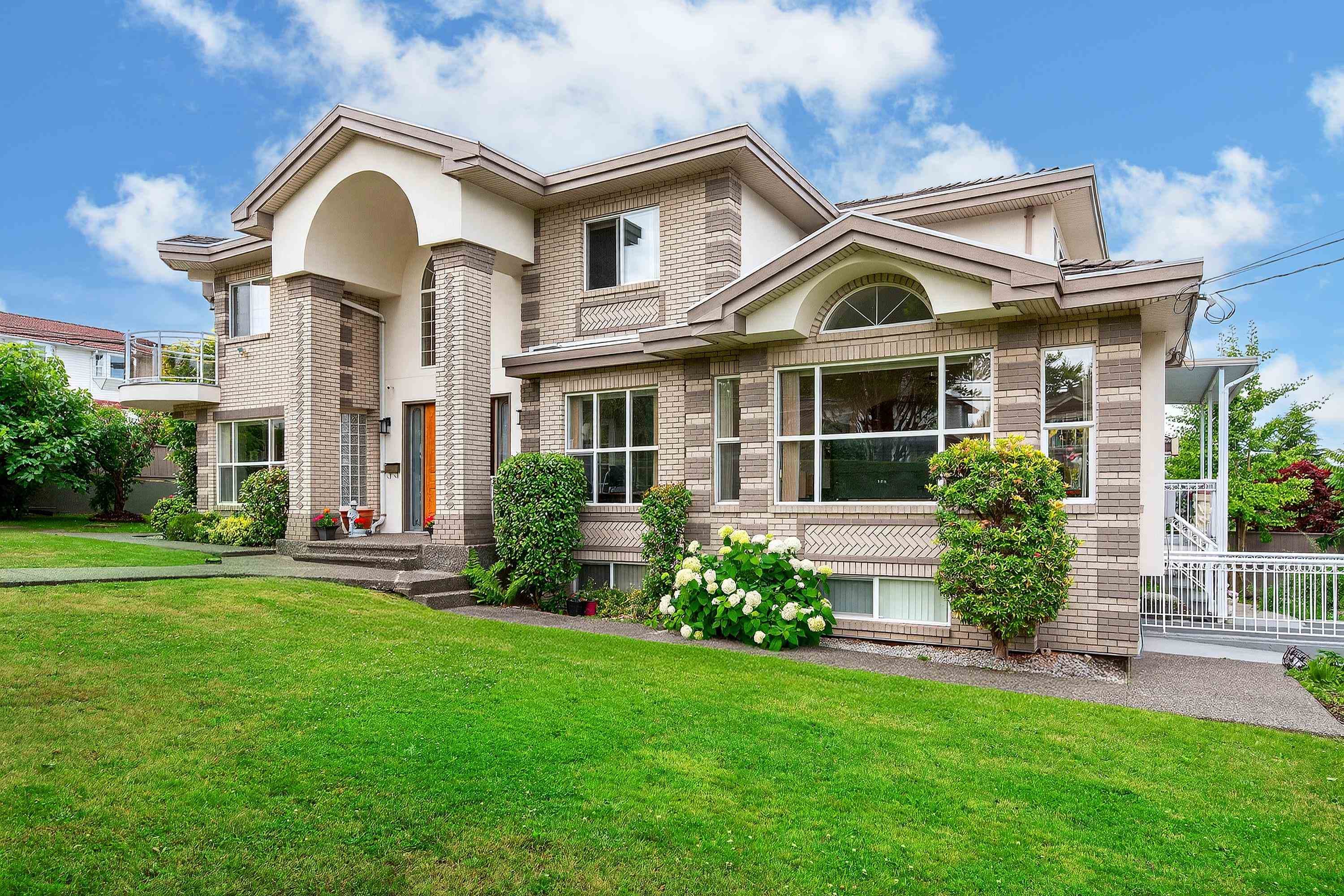 6297 Brantford Avenue, Burnaby