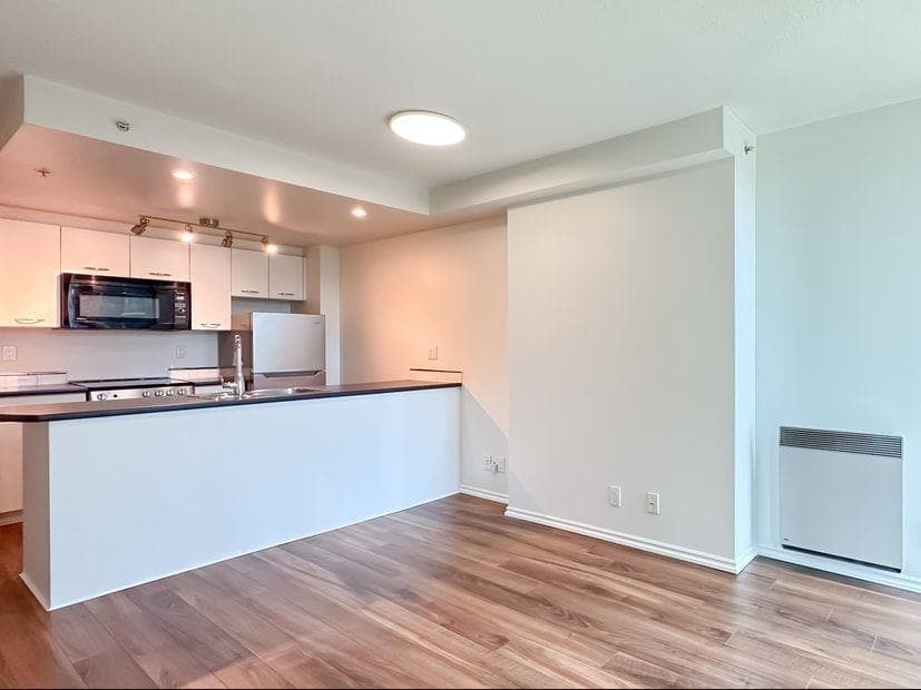 303 - 1331 W Georgia Street, Vancouver, V6E 4P1 — photo 5